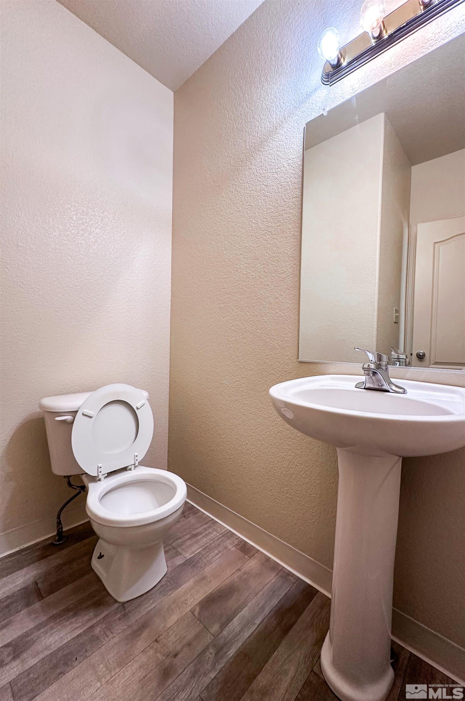 1883 Cambridge Hills Court Property Photo 20