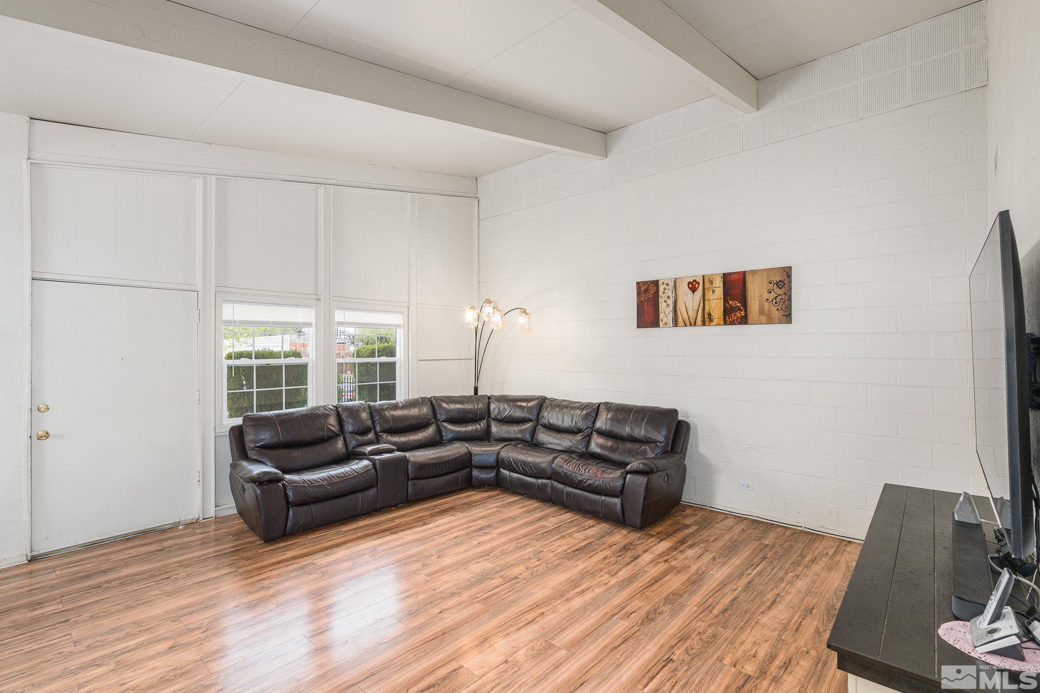 11420 Rocky Mountain Street Property Photo 5