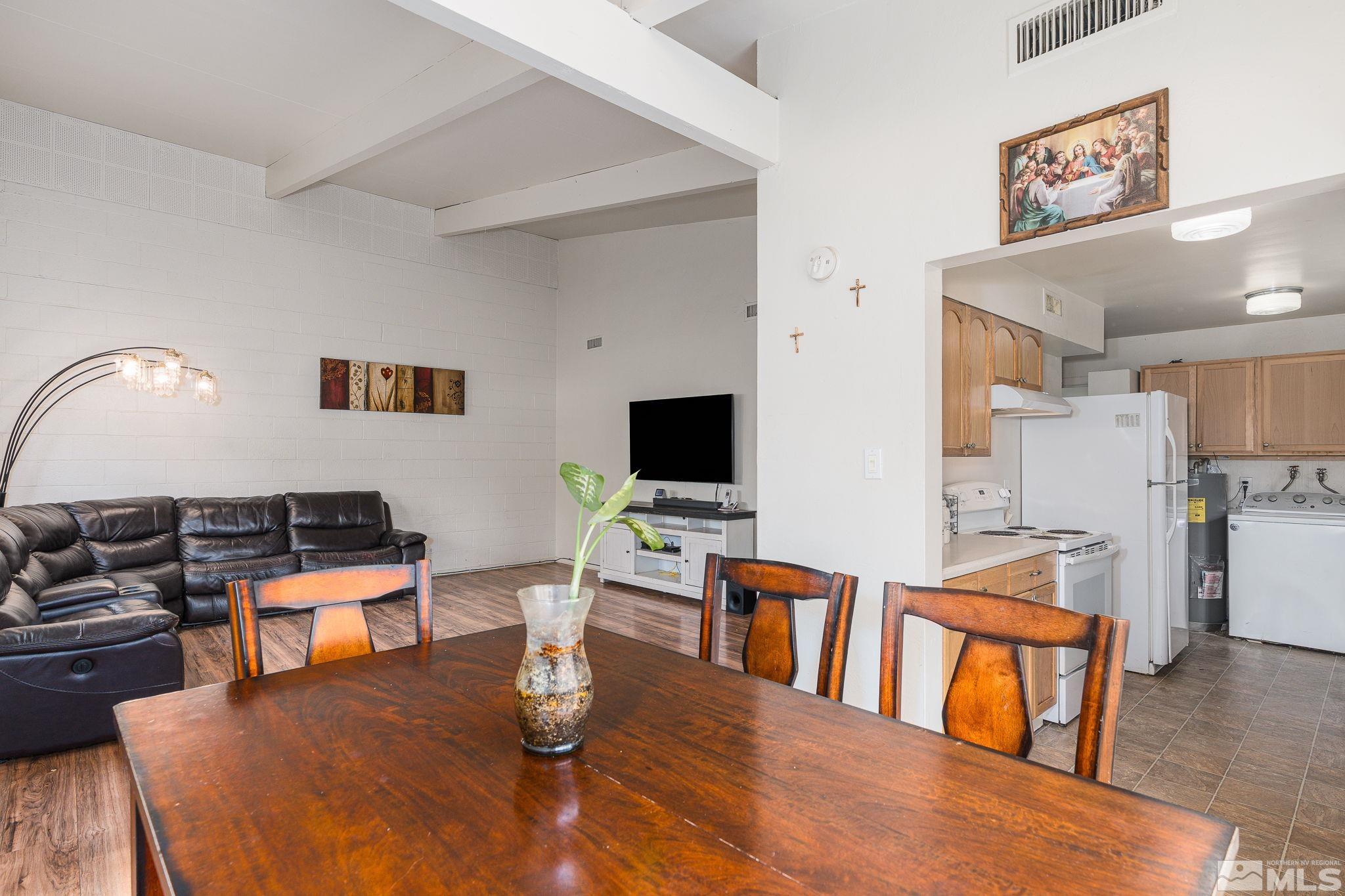 11420 Rocky Mountain Street Property Photo 8
