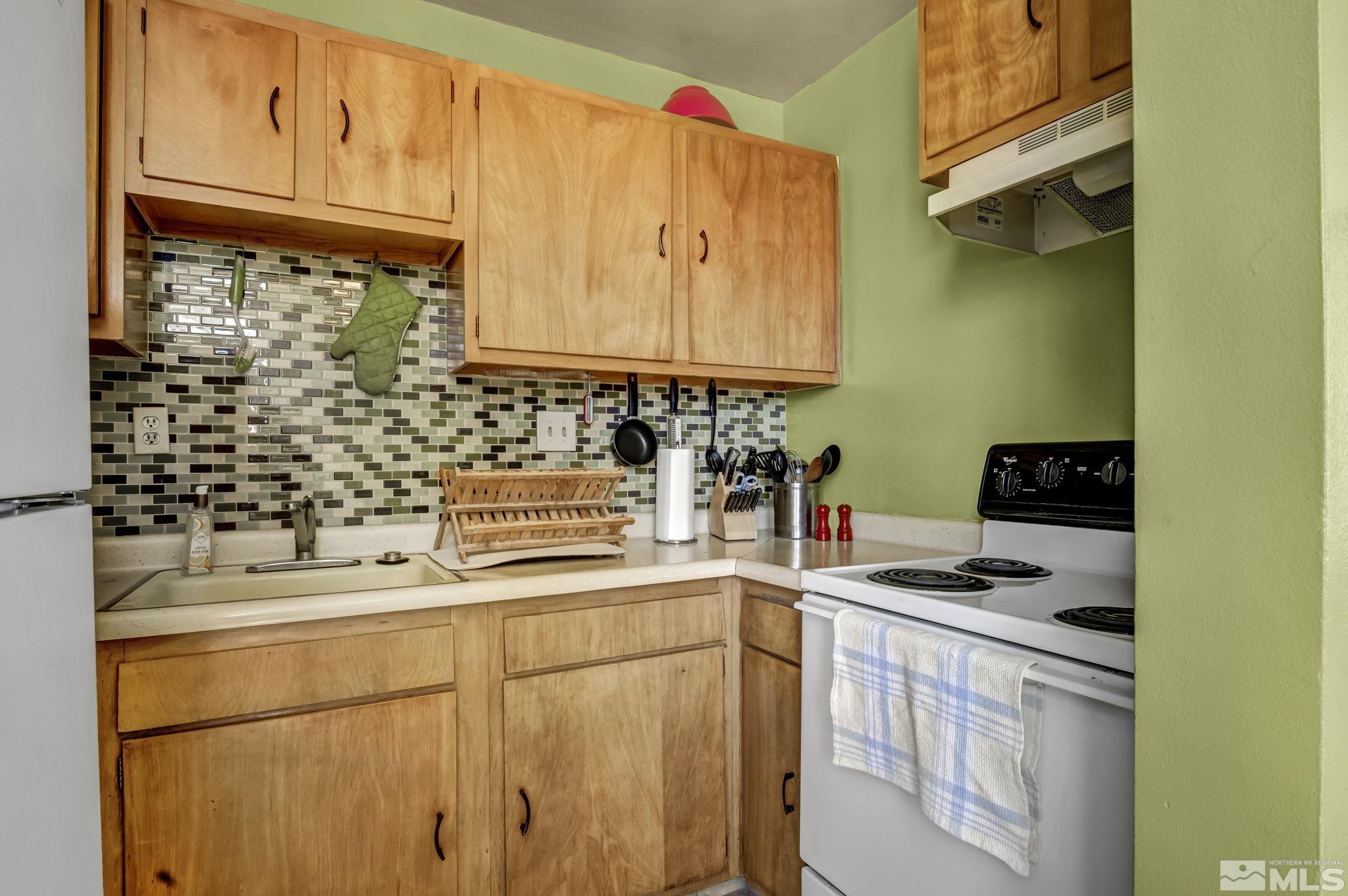 280 Island Avenue Property Photo 13