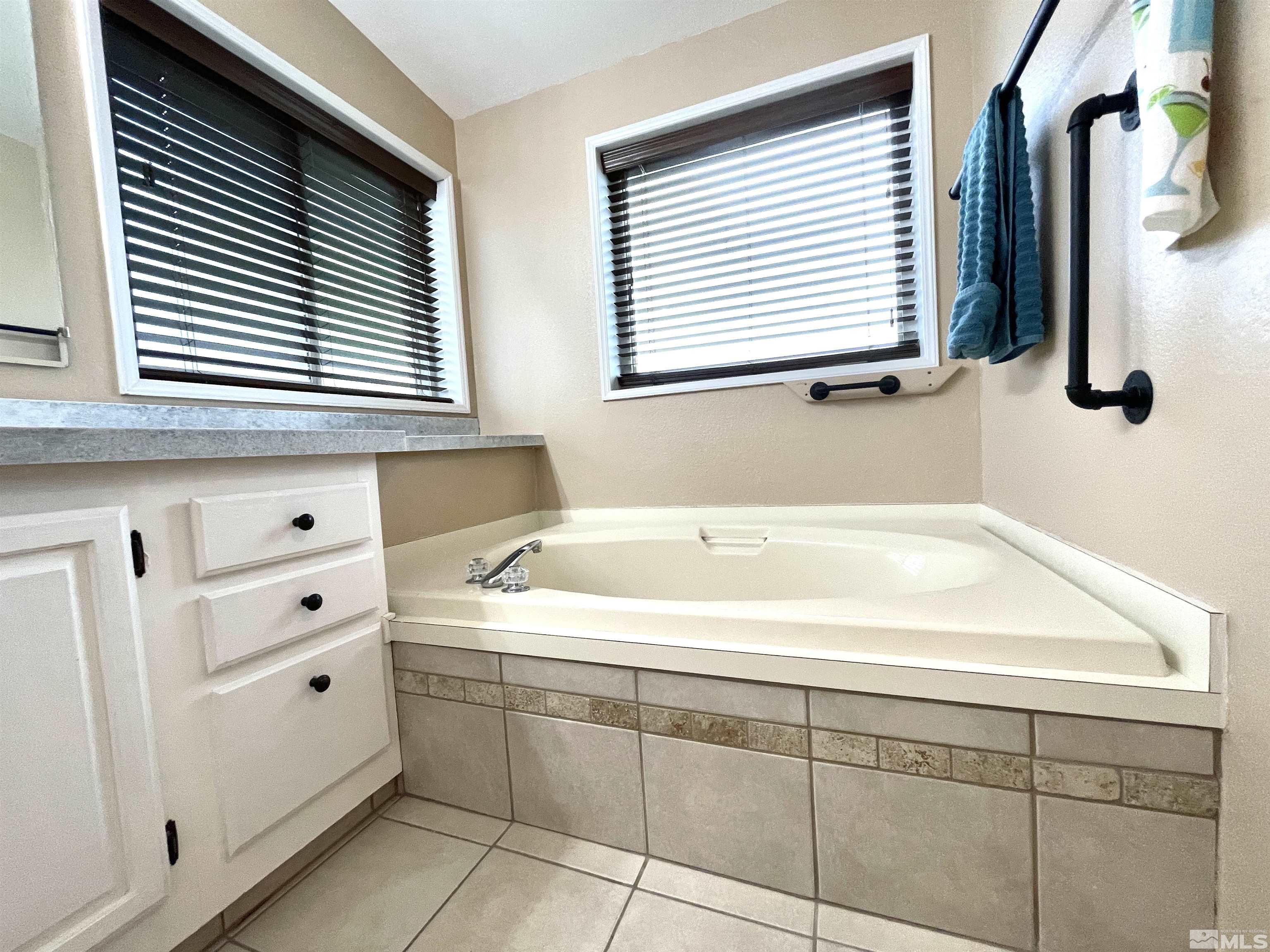 3075 Cougar Ct Property Photo 14