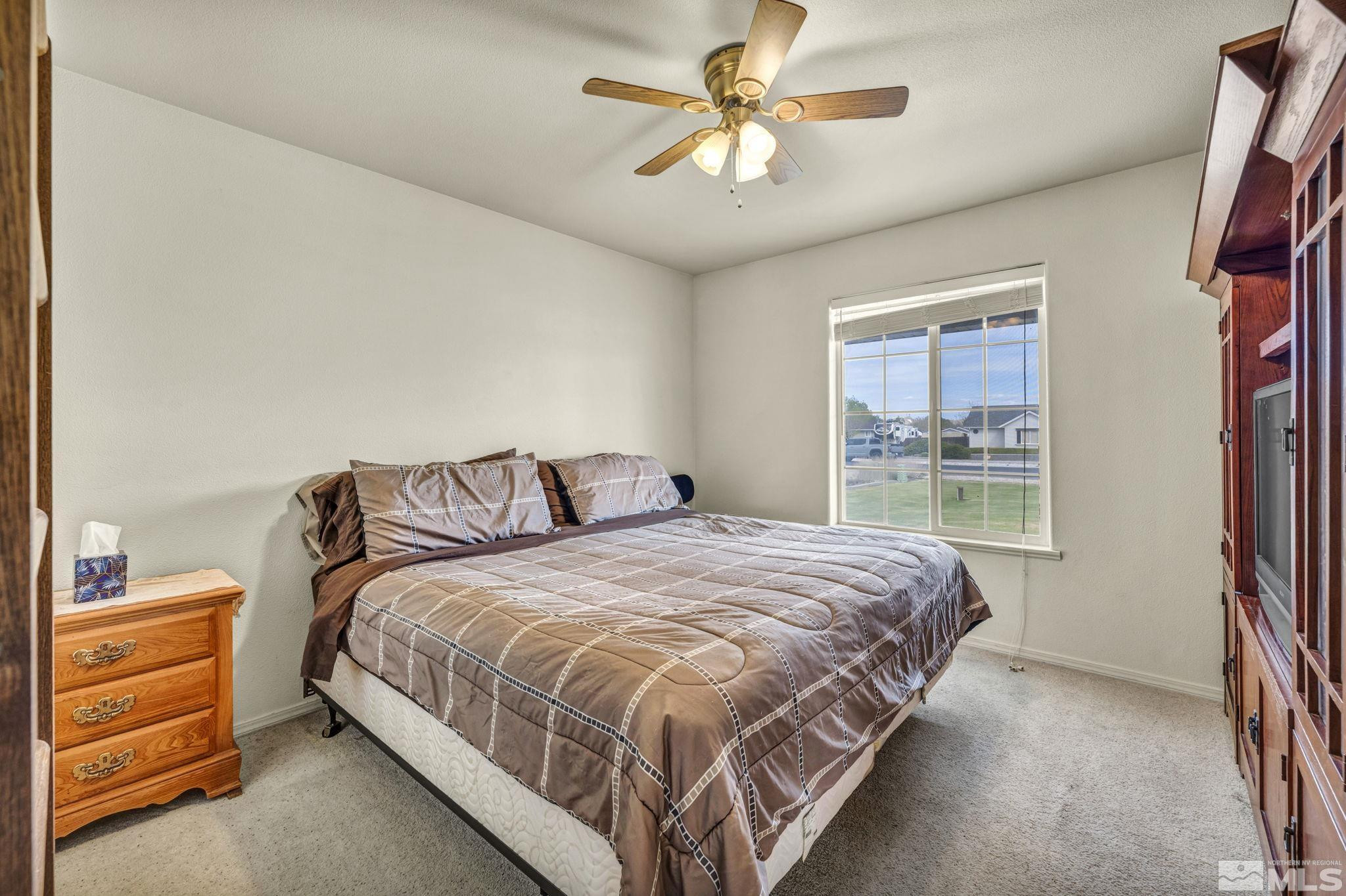 688 Sunrise Terrace Property Photo 22