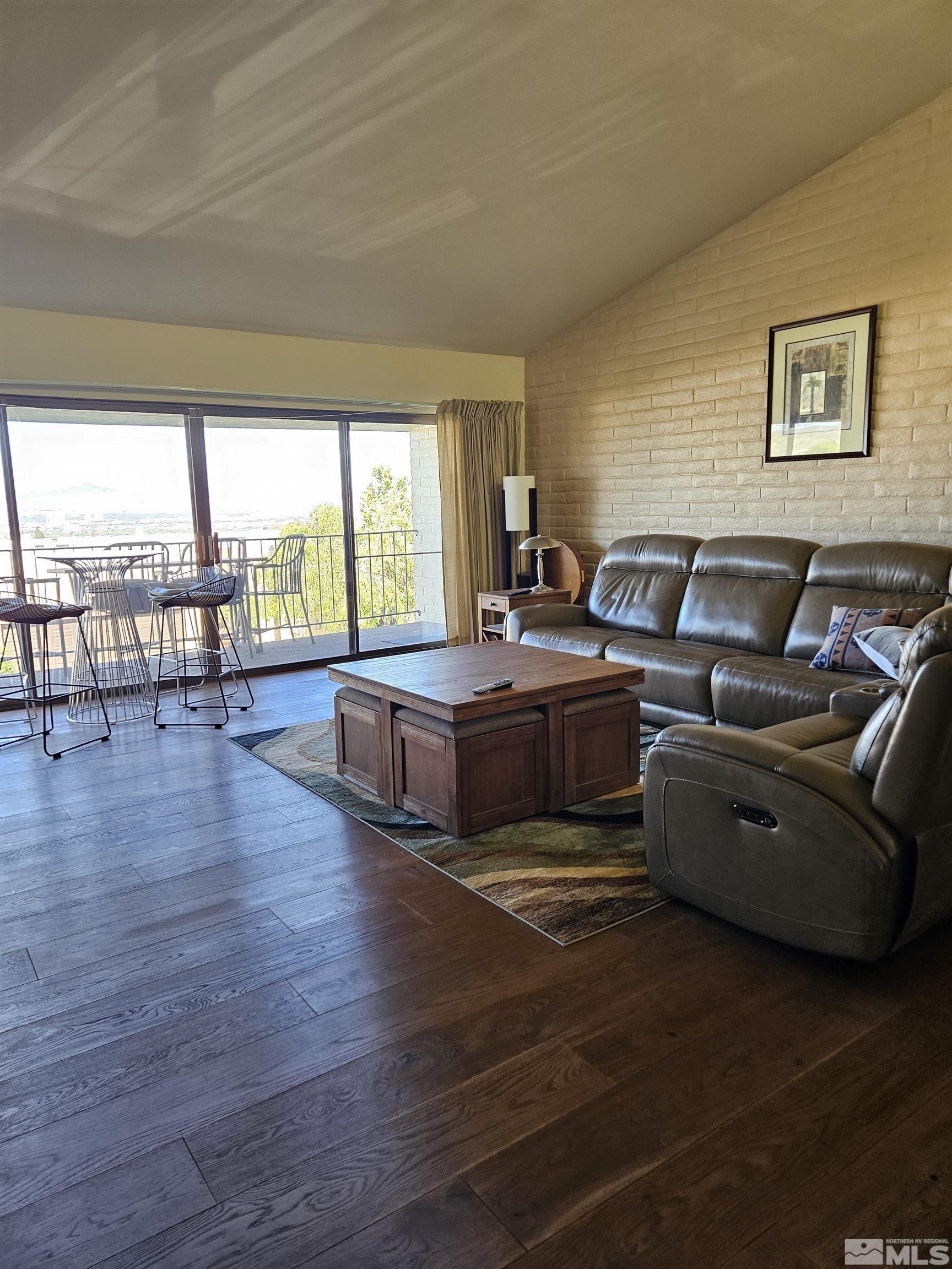 3369 Skyline Property Photo 5