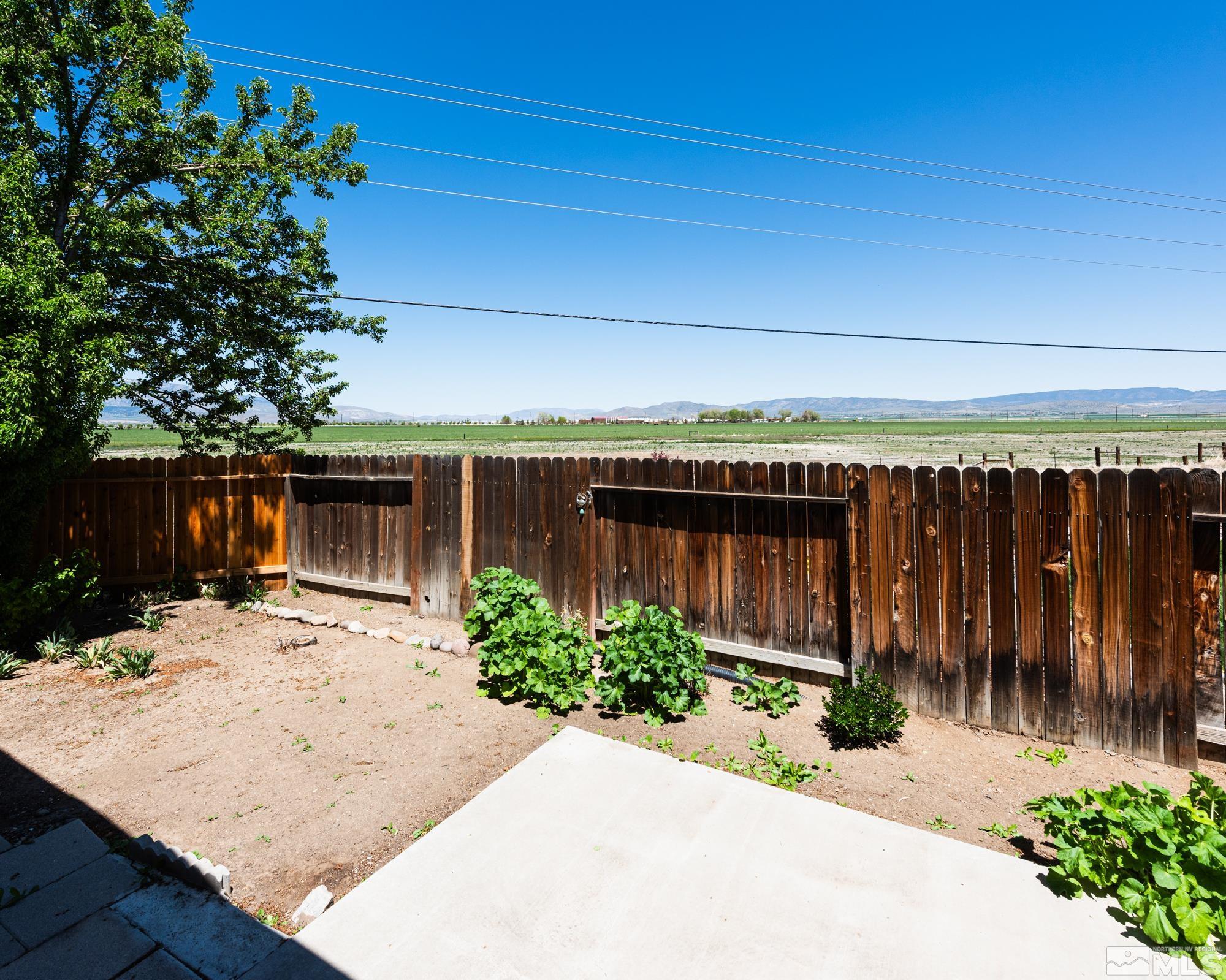 1175 White Oak Loop Property Photo