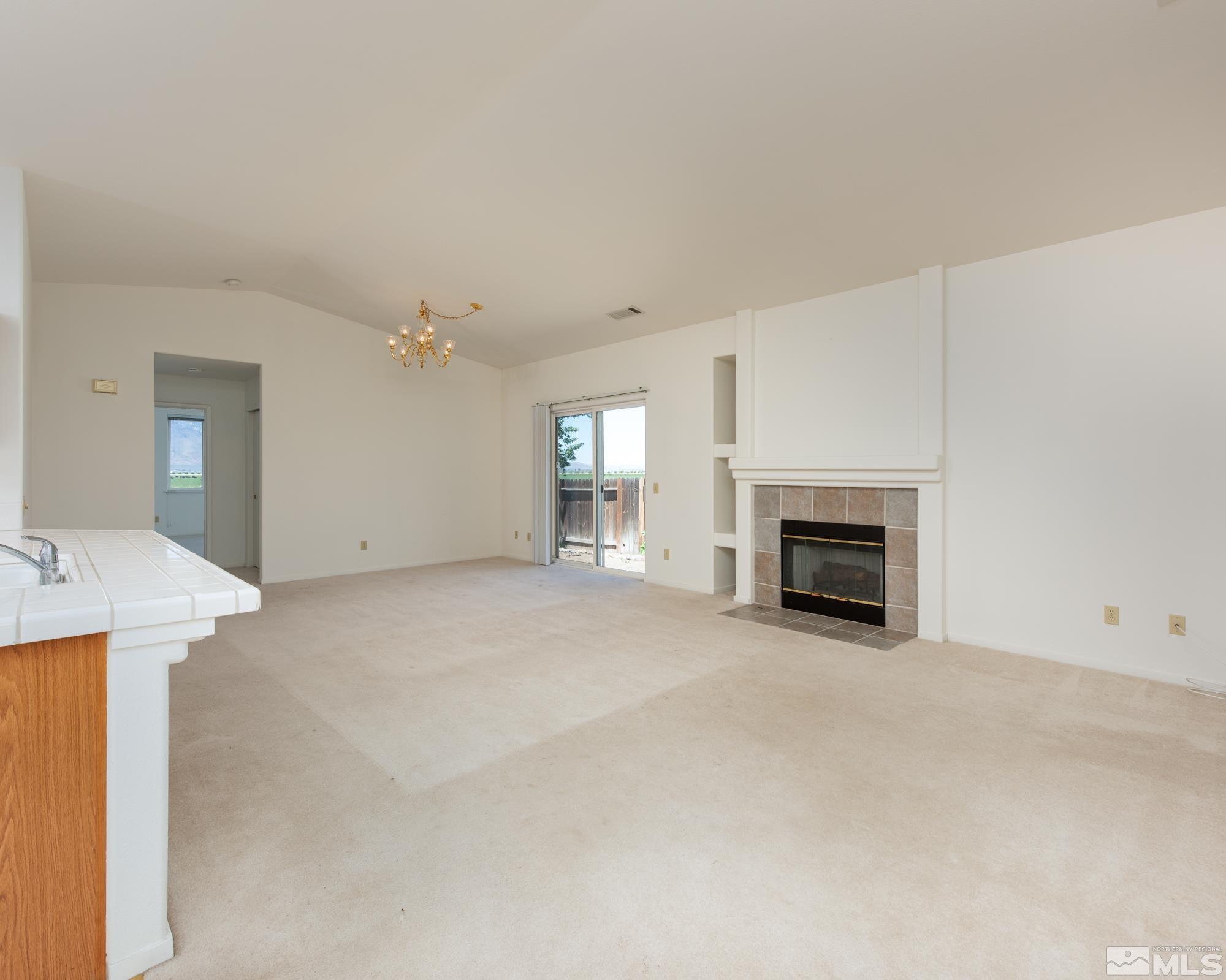 1175 White Oak Loop Property Photo 7