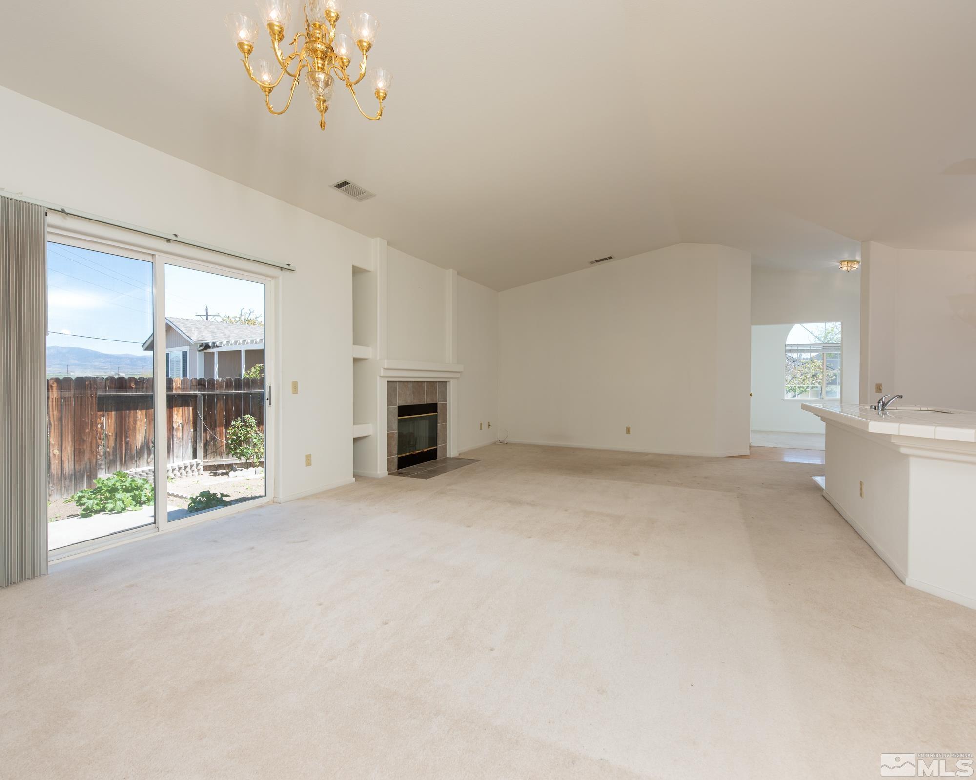 1175 White Oak Loop Property Photo 8