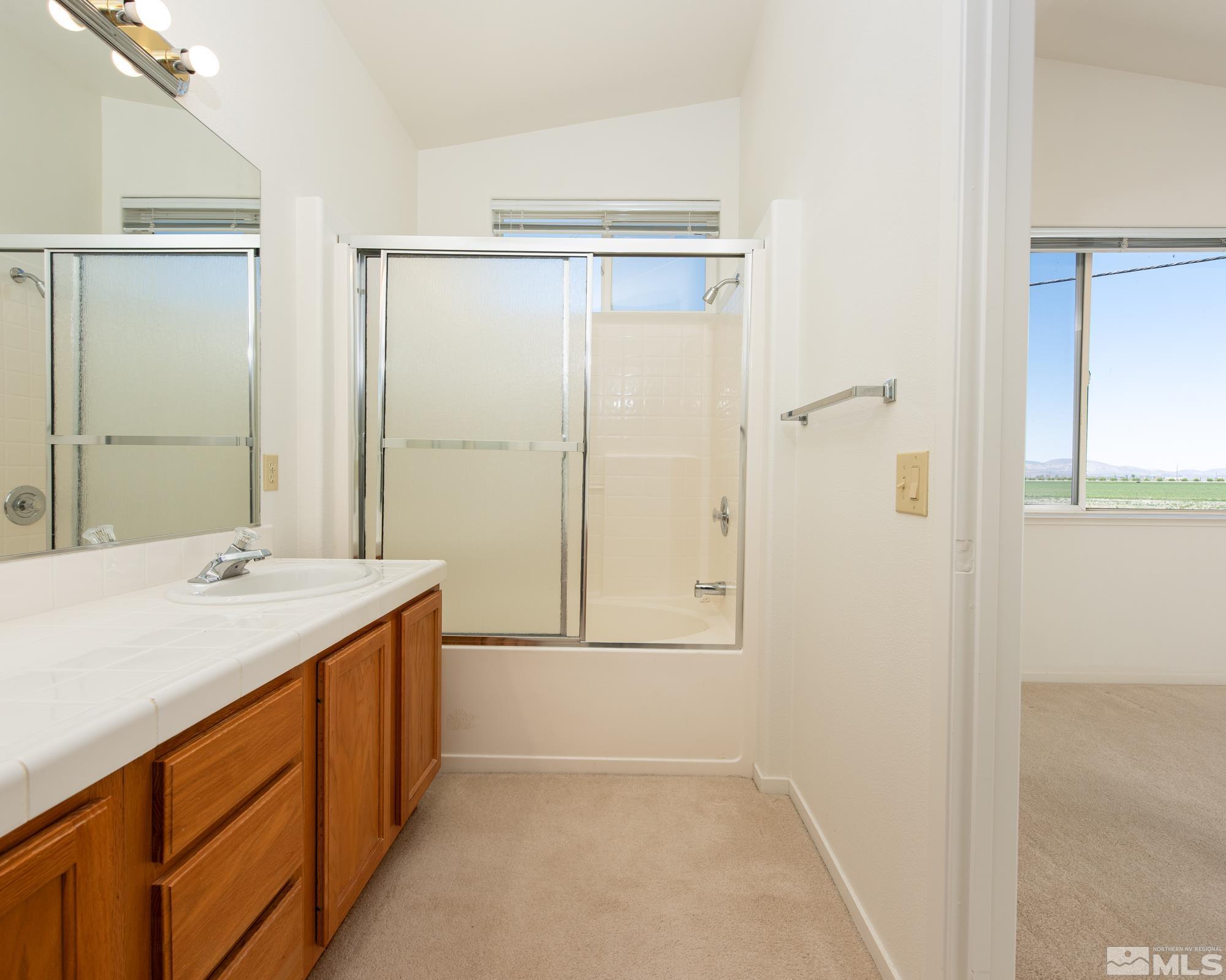 1175 White Oak Loop Property Photo 14