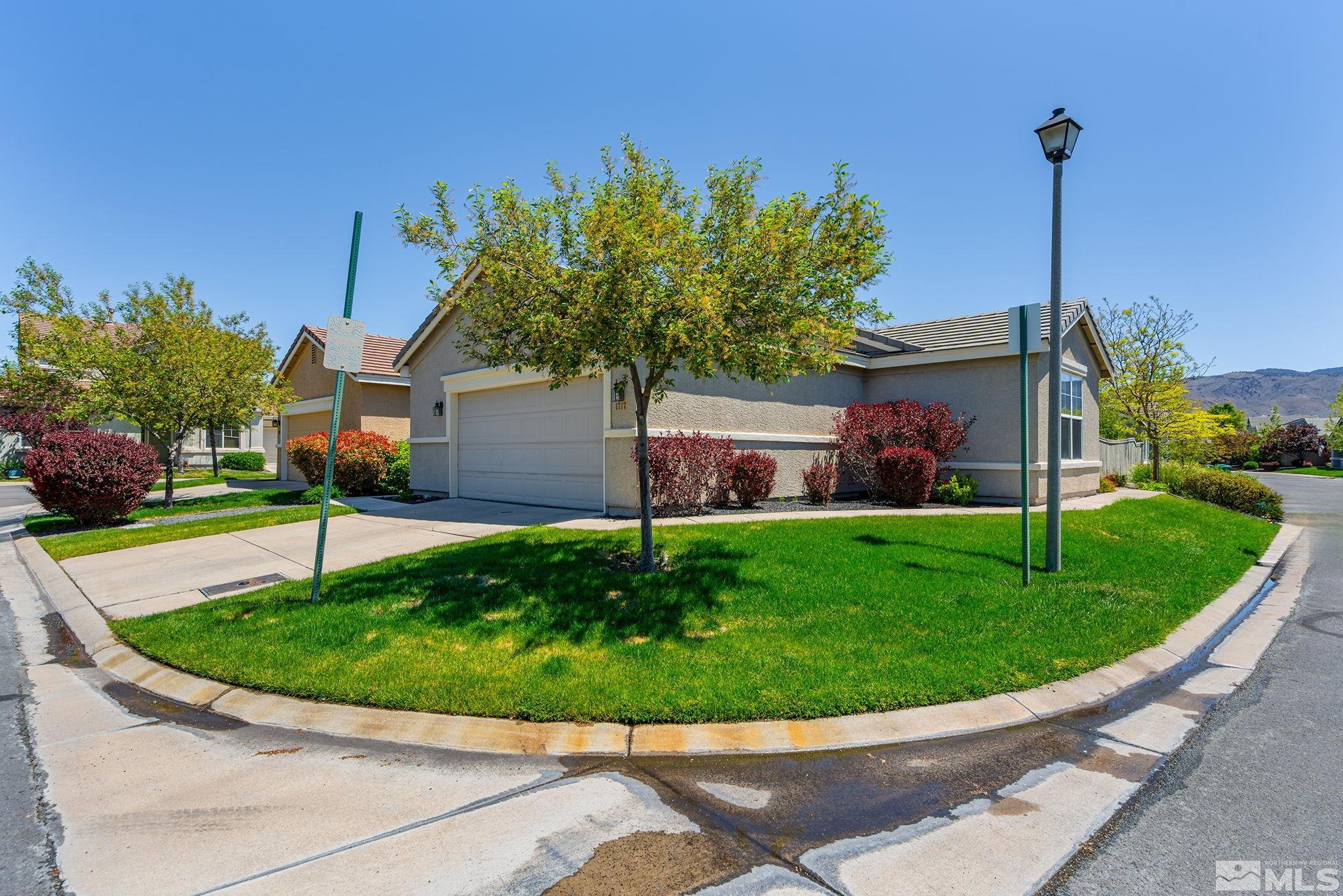 1717 Burwood Circle Property Photo