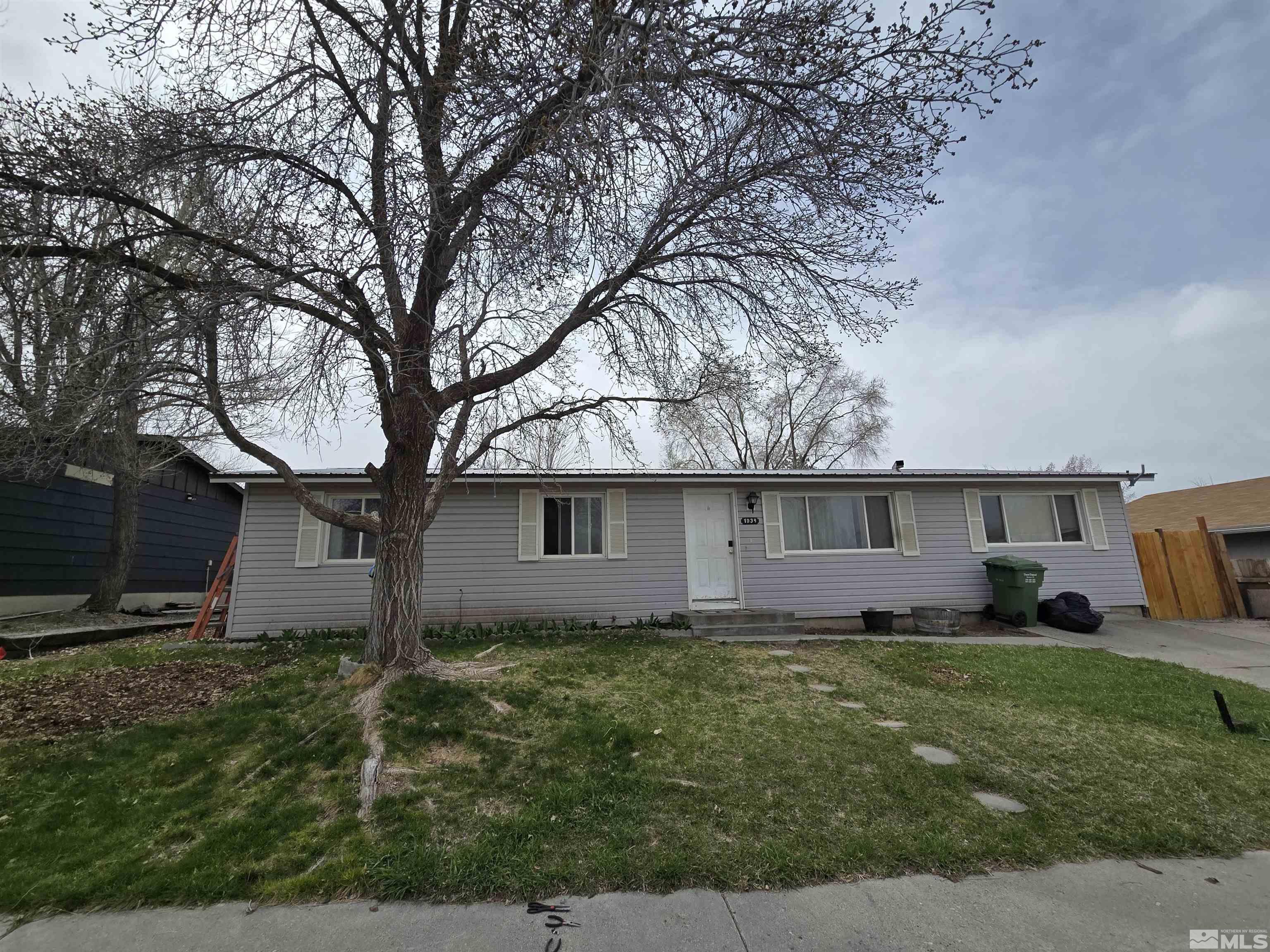1038 Cosgrave Ave Property Photo
