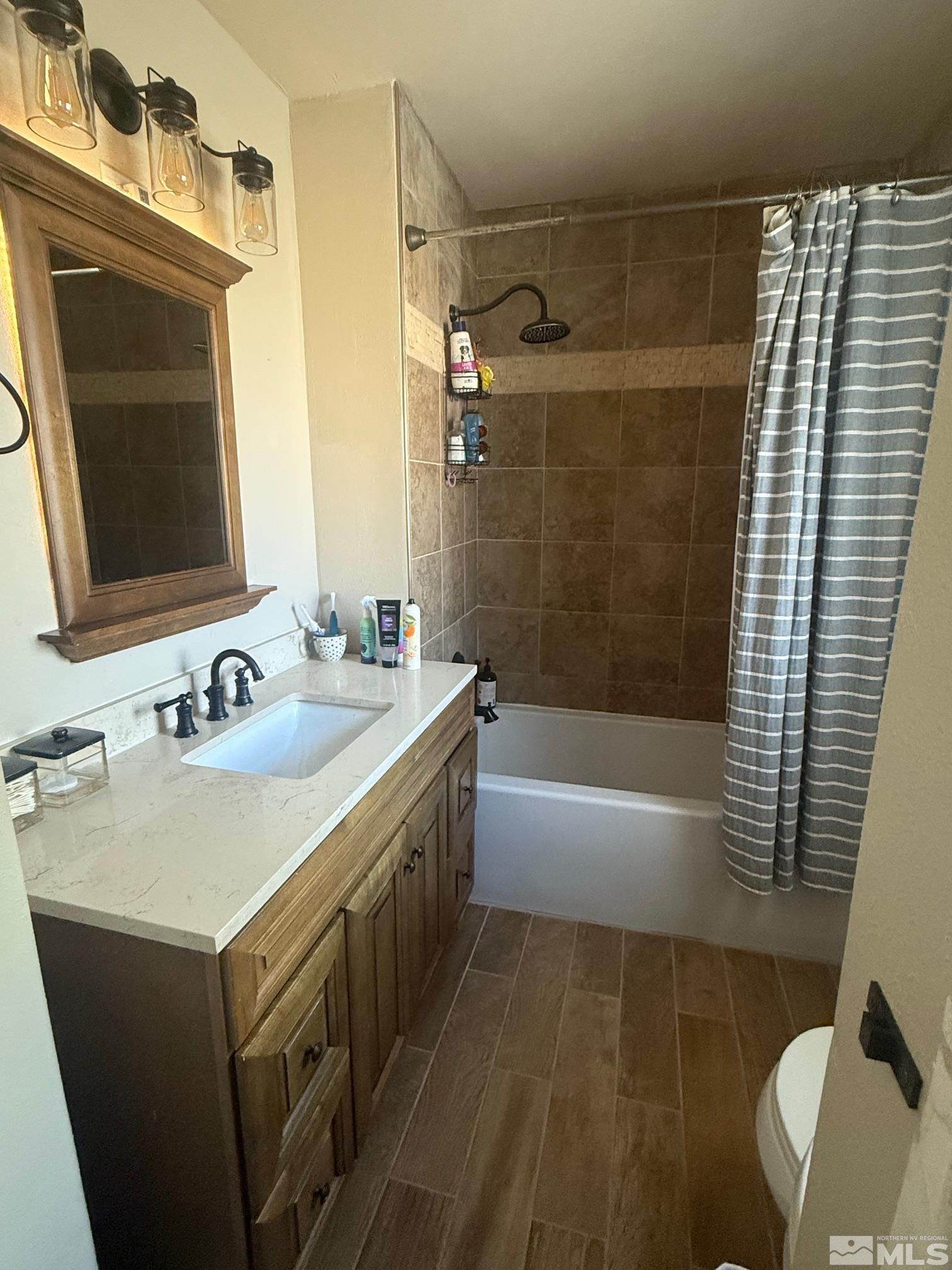 1645 Central Avenue Property Photo 8