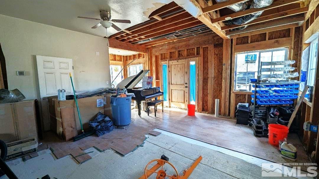 1355 Antelope Valley Rd Property Photo 7