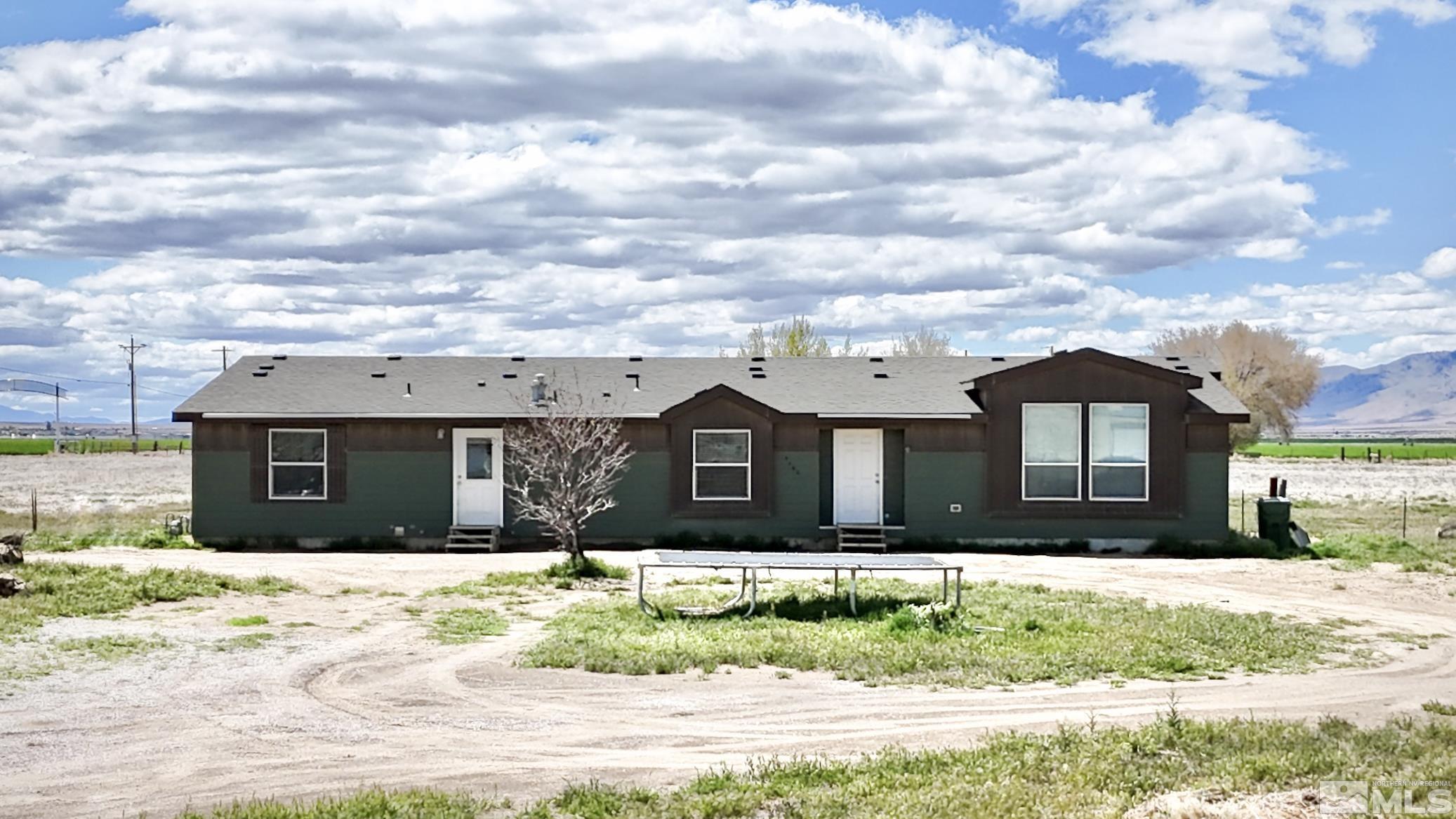 4560 Crosswind Ave Property Photo