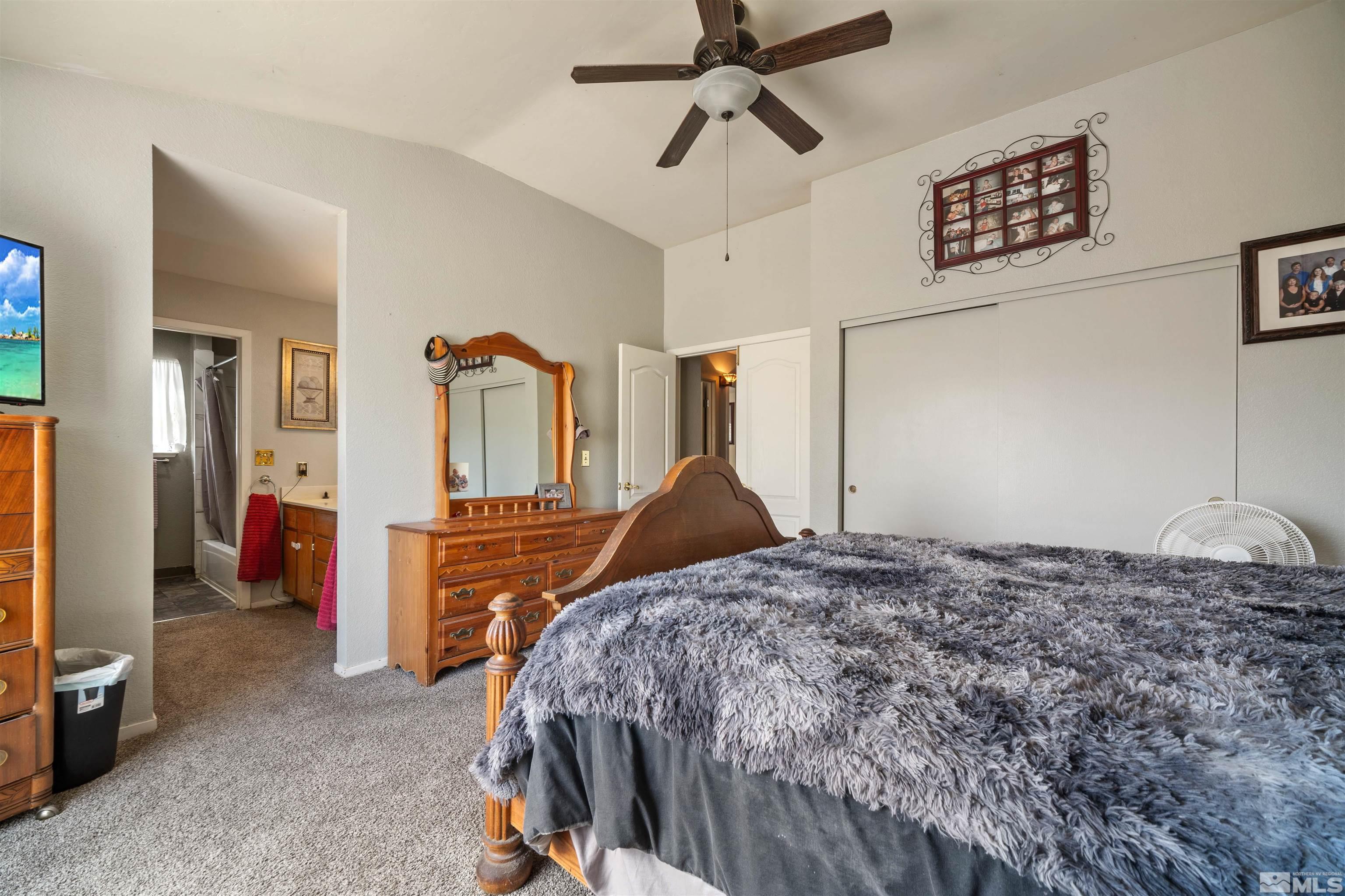 1702 Johns Circle Property Photo 16