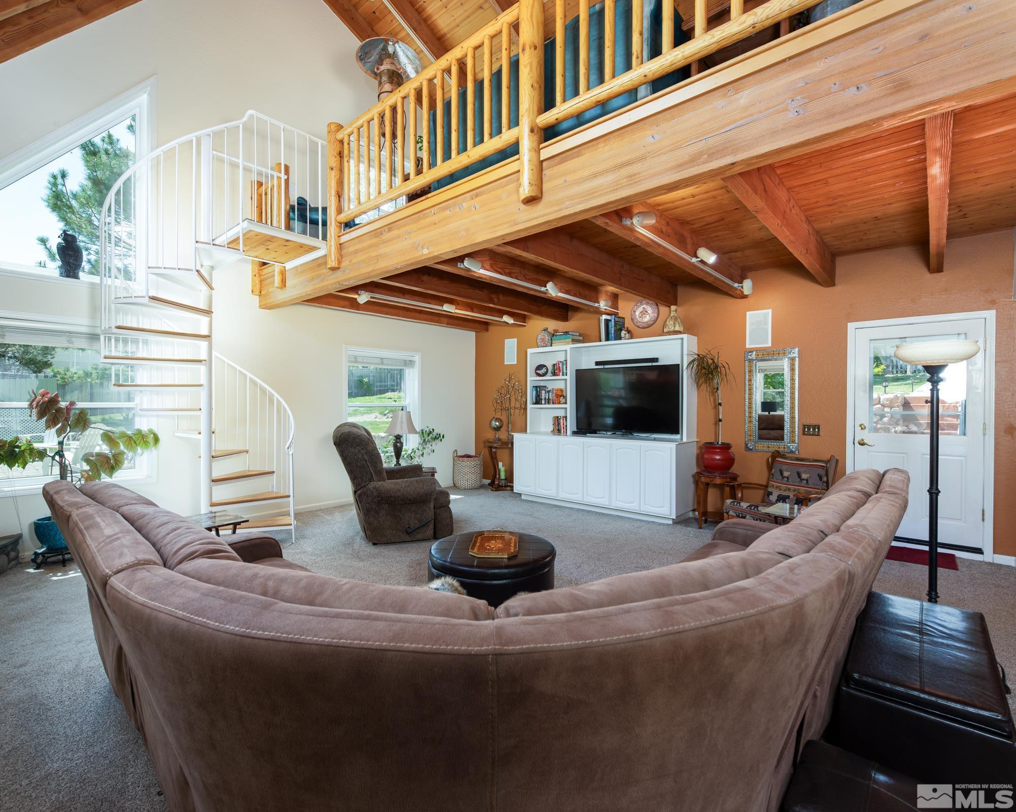 804 Foothill Road Property Photo 6