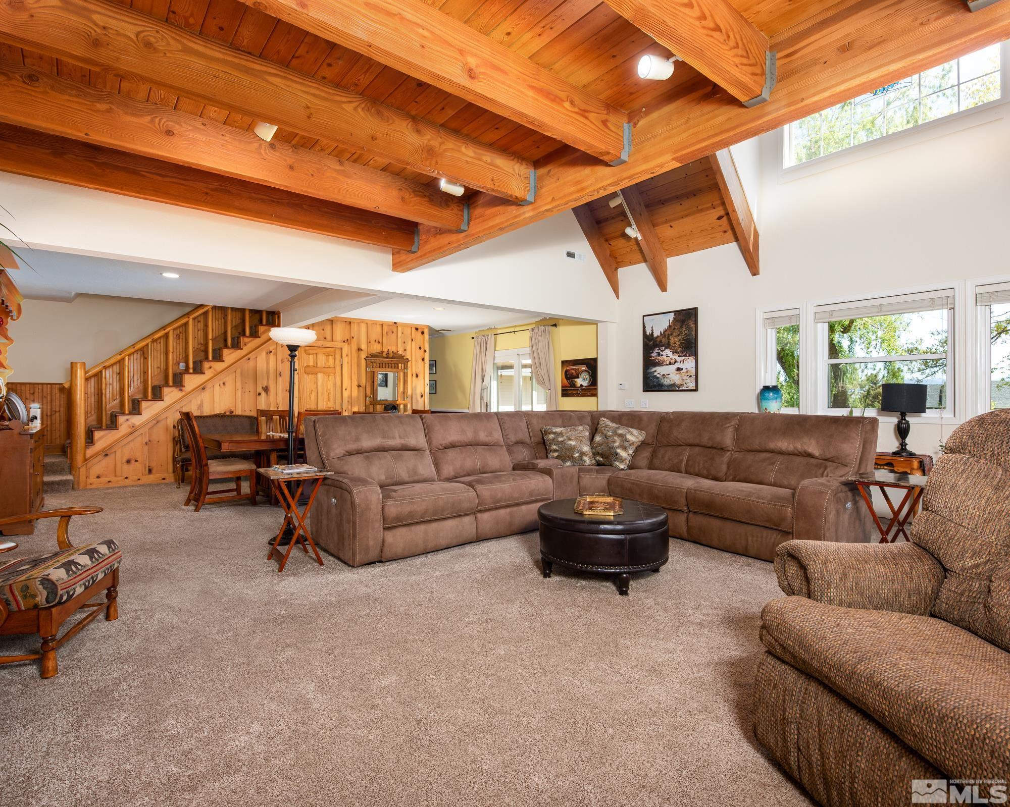 804 Foothill Road Property Photo 7