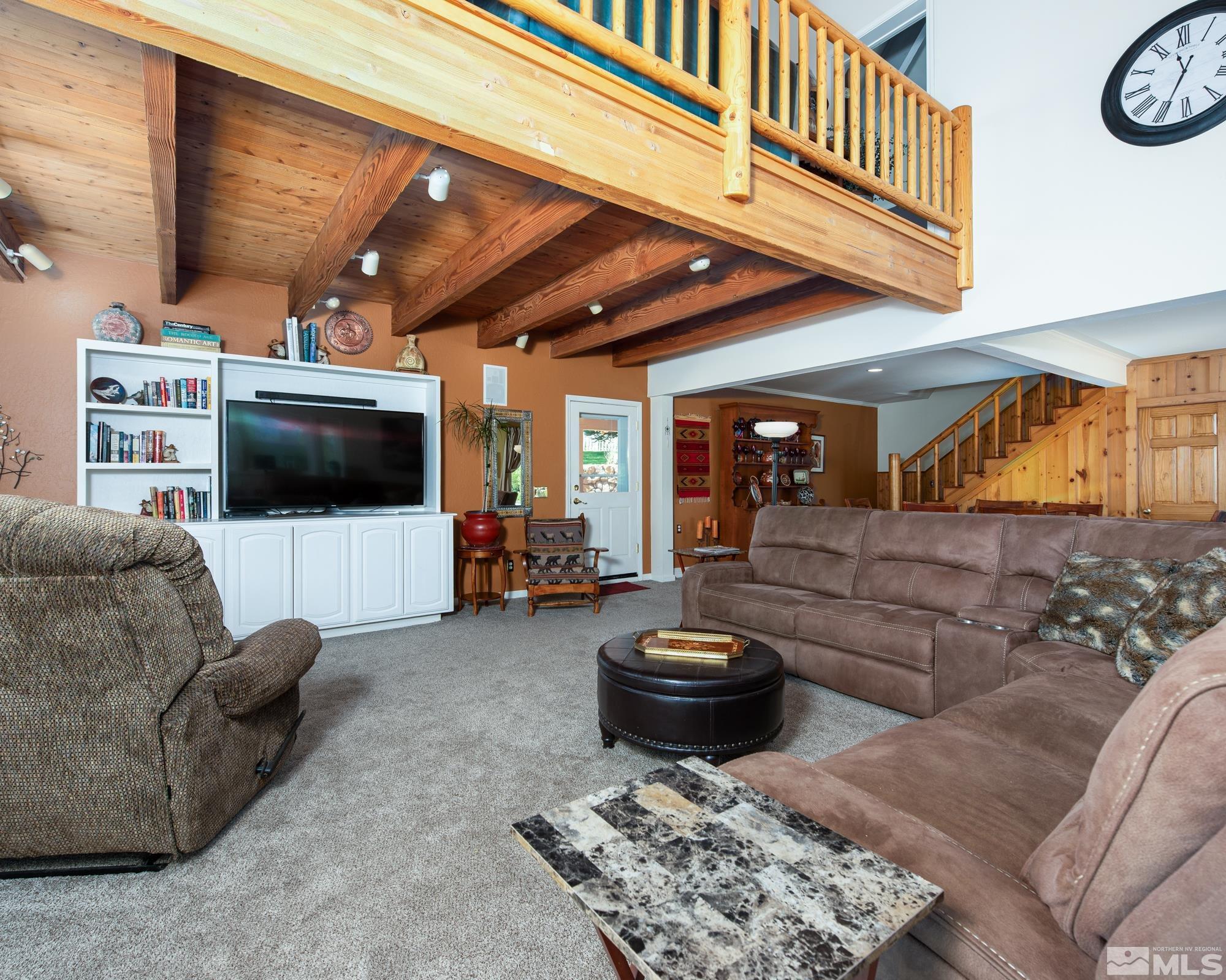 804 Foothill Road Property Photo 8