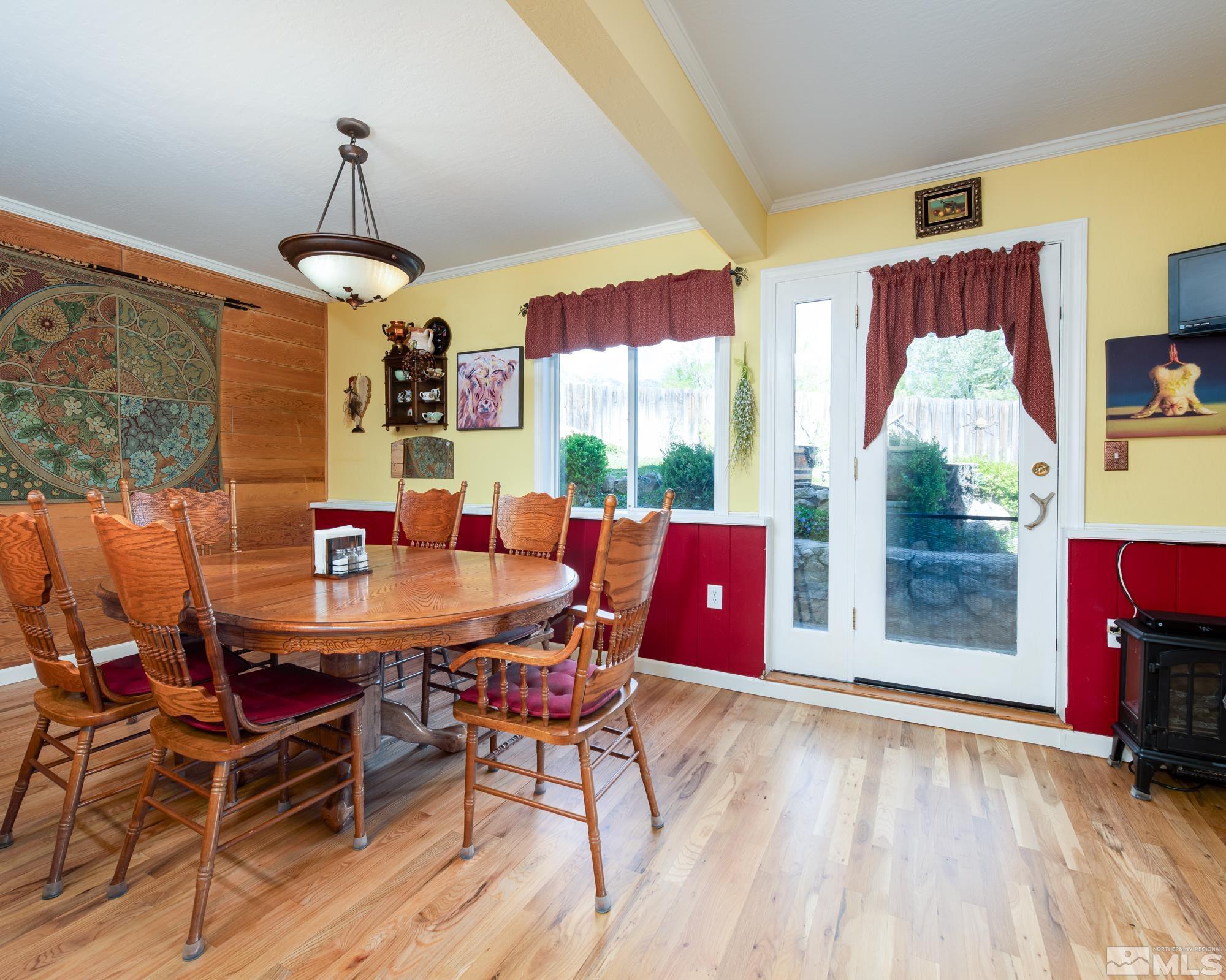 804 Foothill Road Property Photo 11