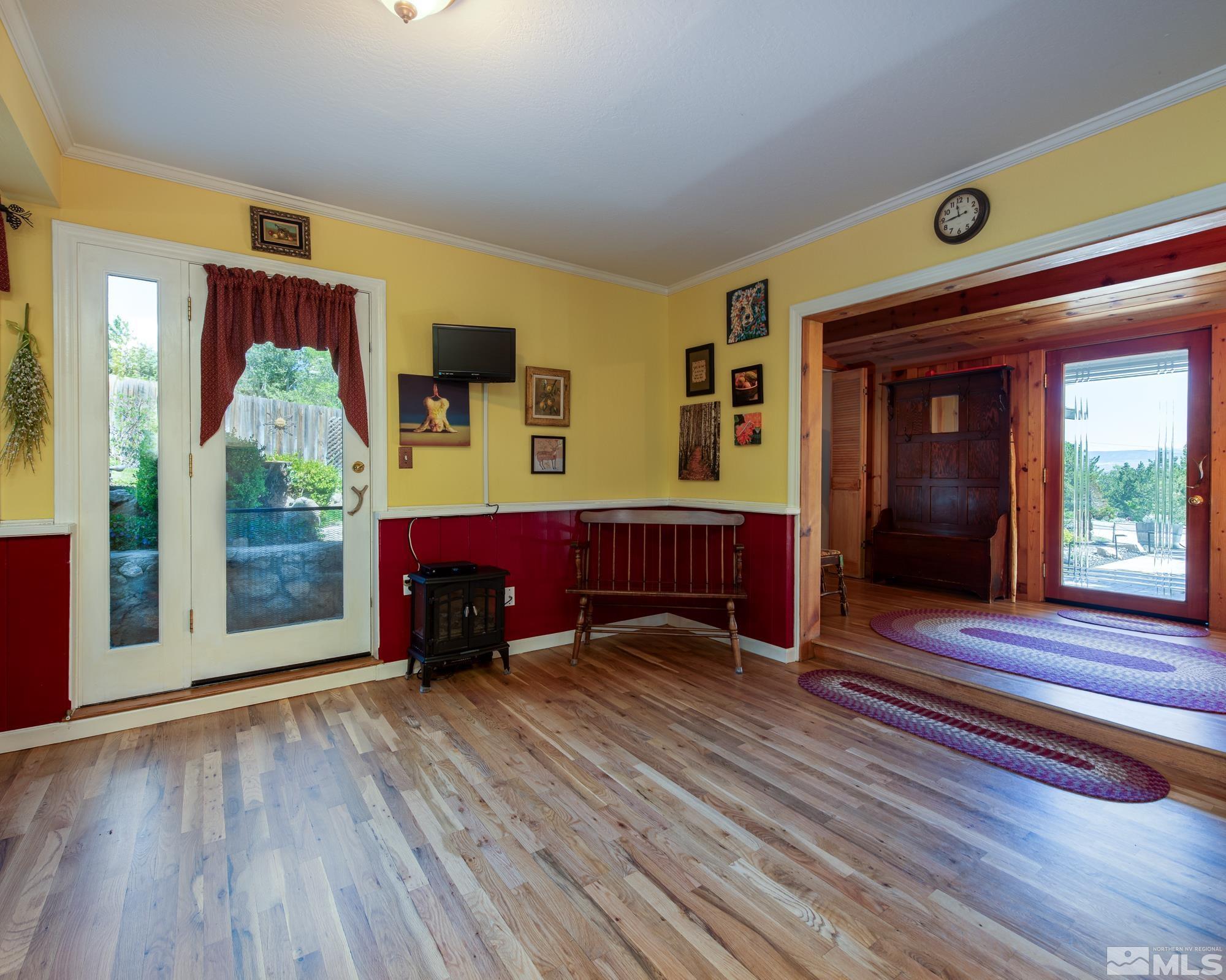 804 Foothill Road Property Photo 14