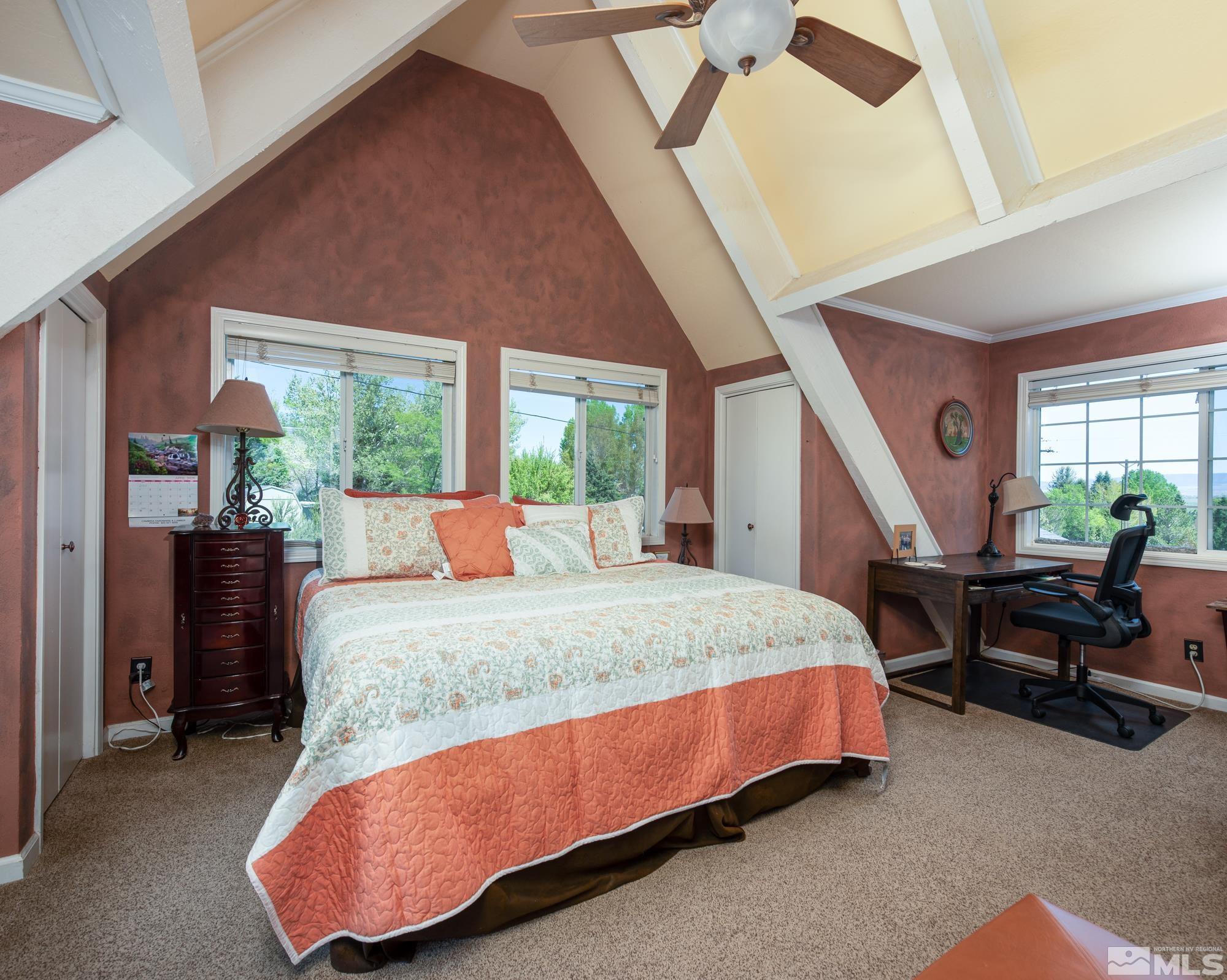 804 Foothill Road Property Photo 15