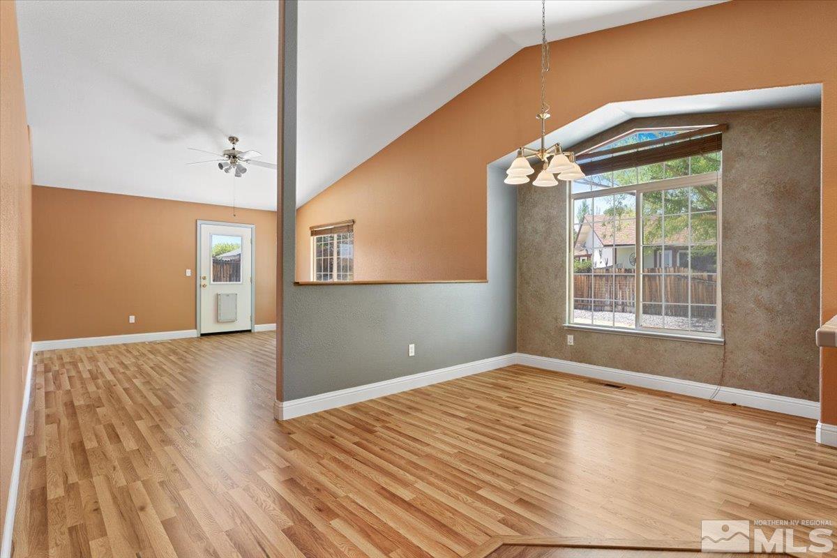 68 Rook Court Property Photo 4