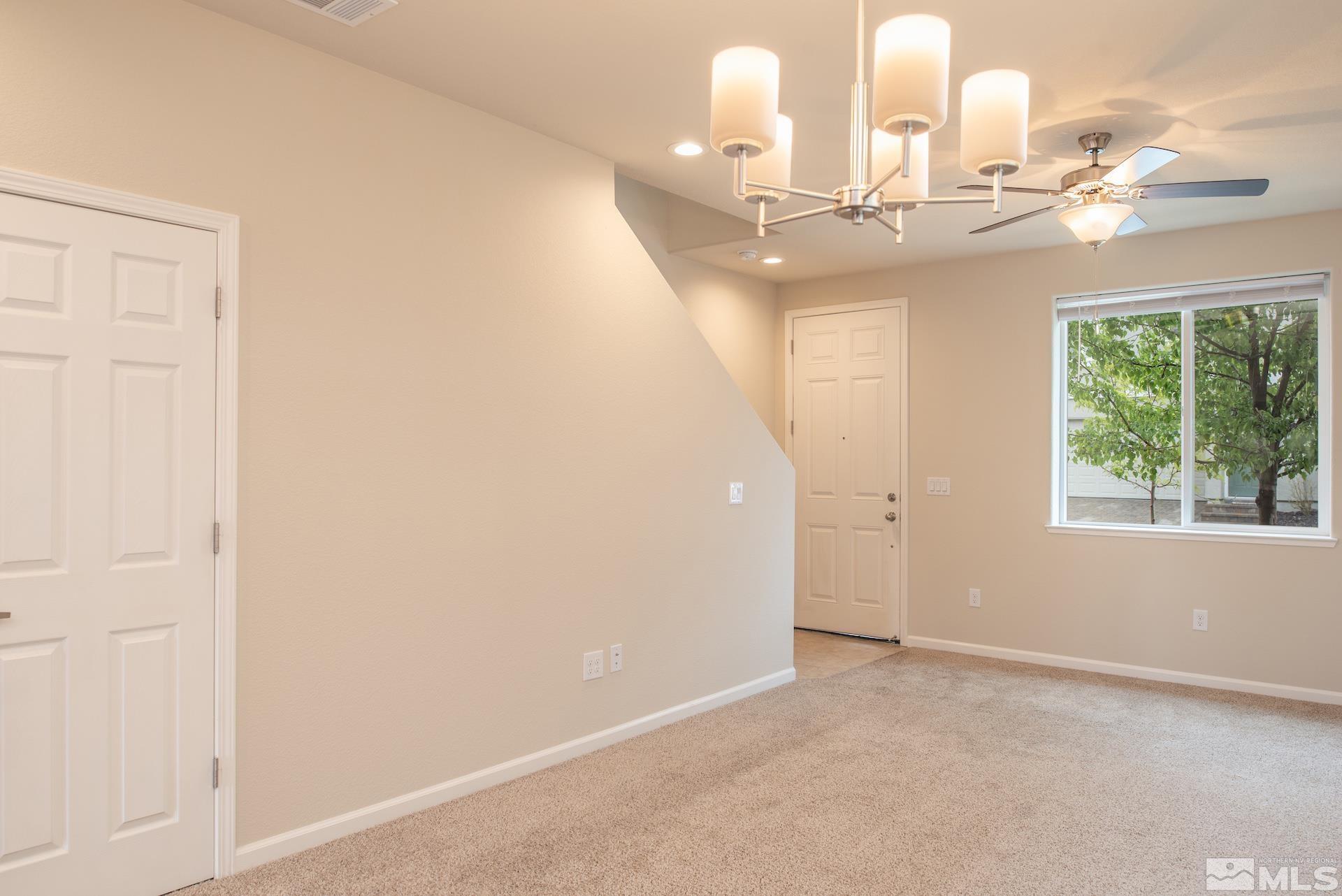 3611 Oaklawn Street Property Photo 10