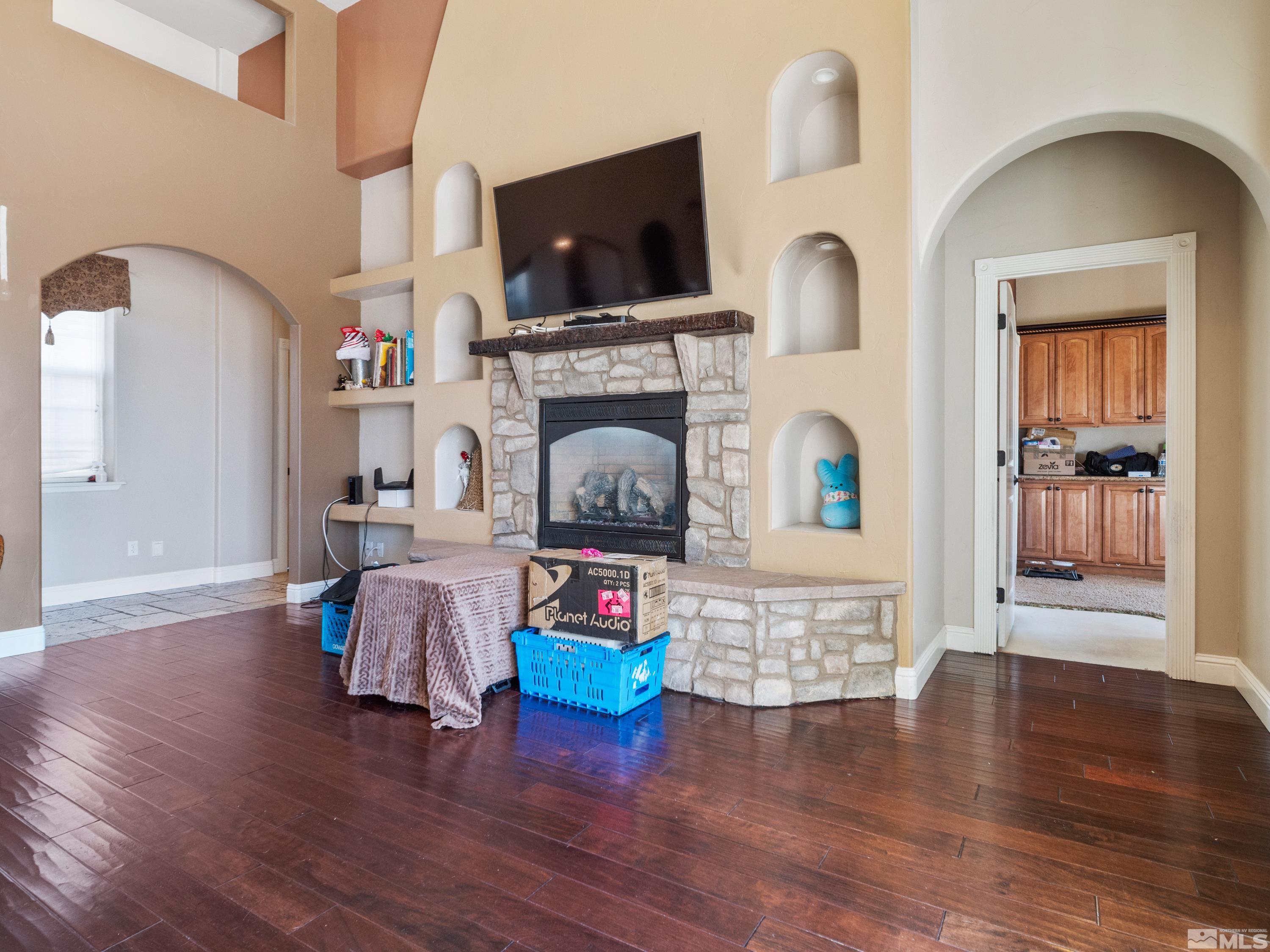 2704 Thirsty Magoo Court Property Photo 13