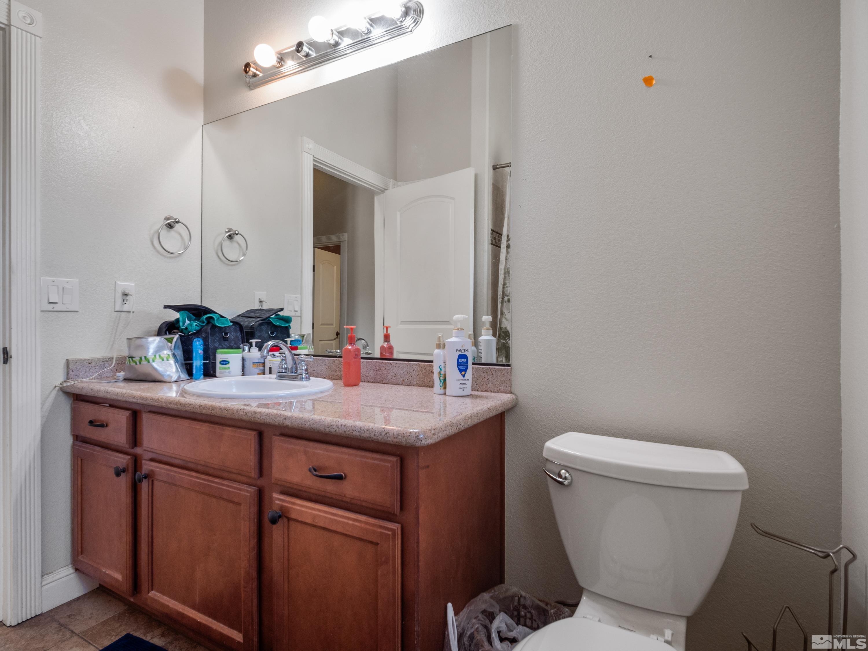 2704 Thirsty Magoo Court Property Photo 24