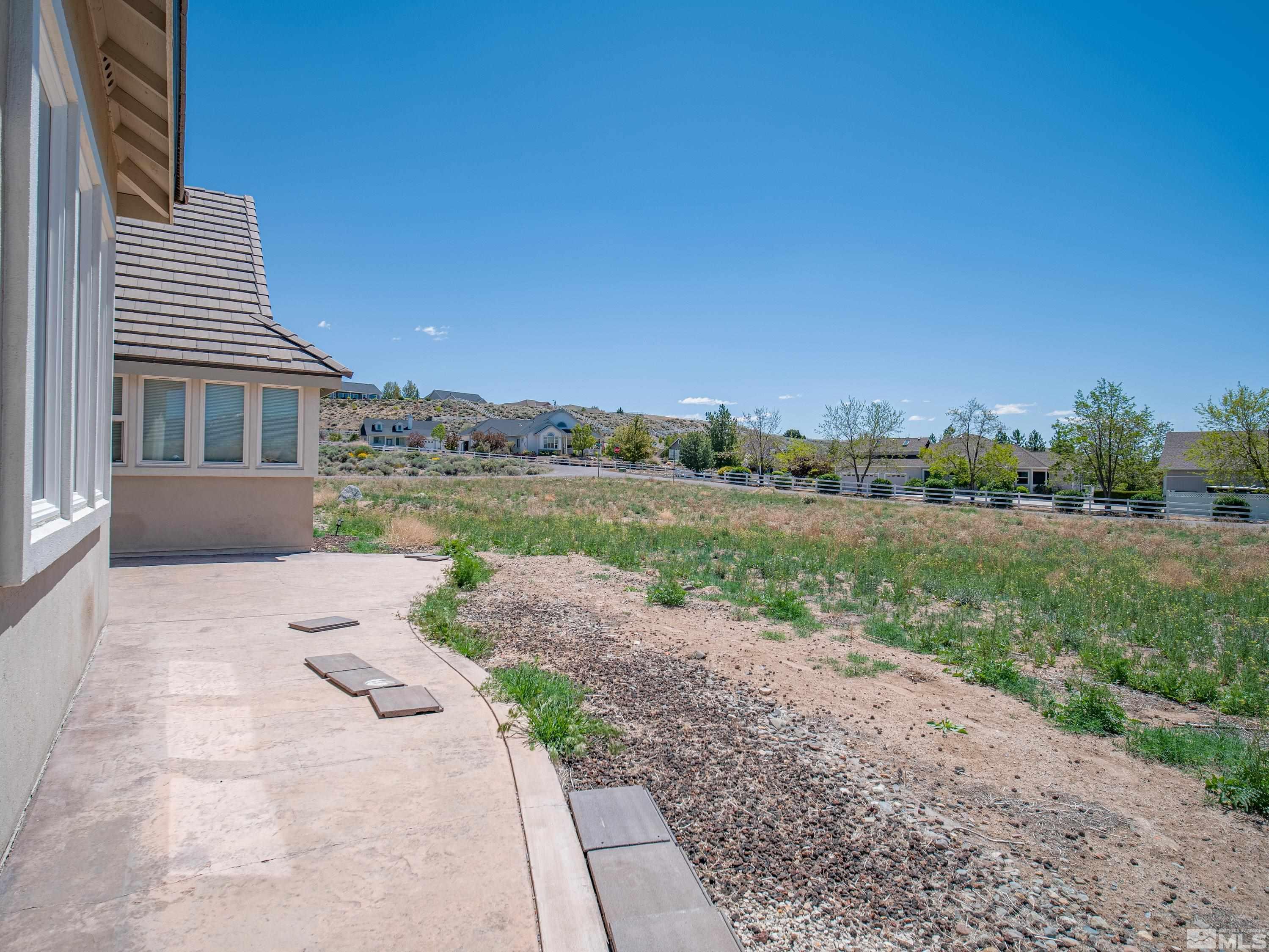 2704 Thirsty Magoo Court Property Photo 31