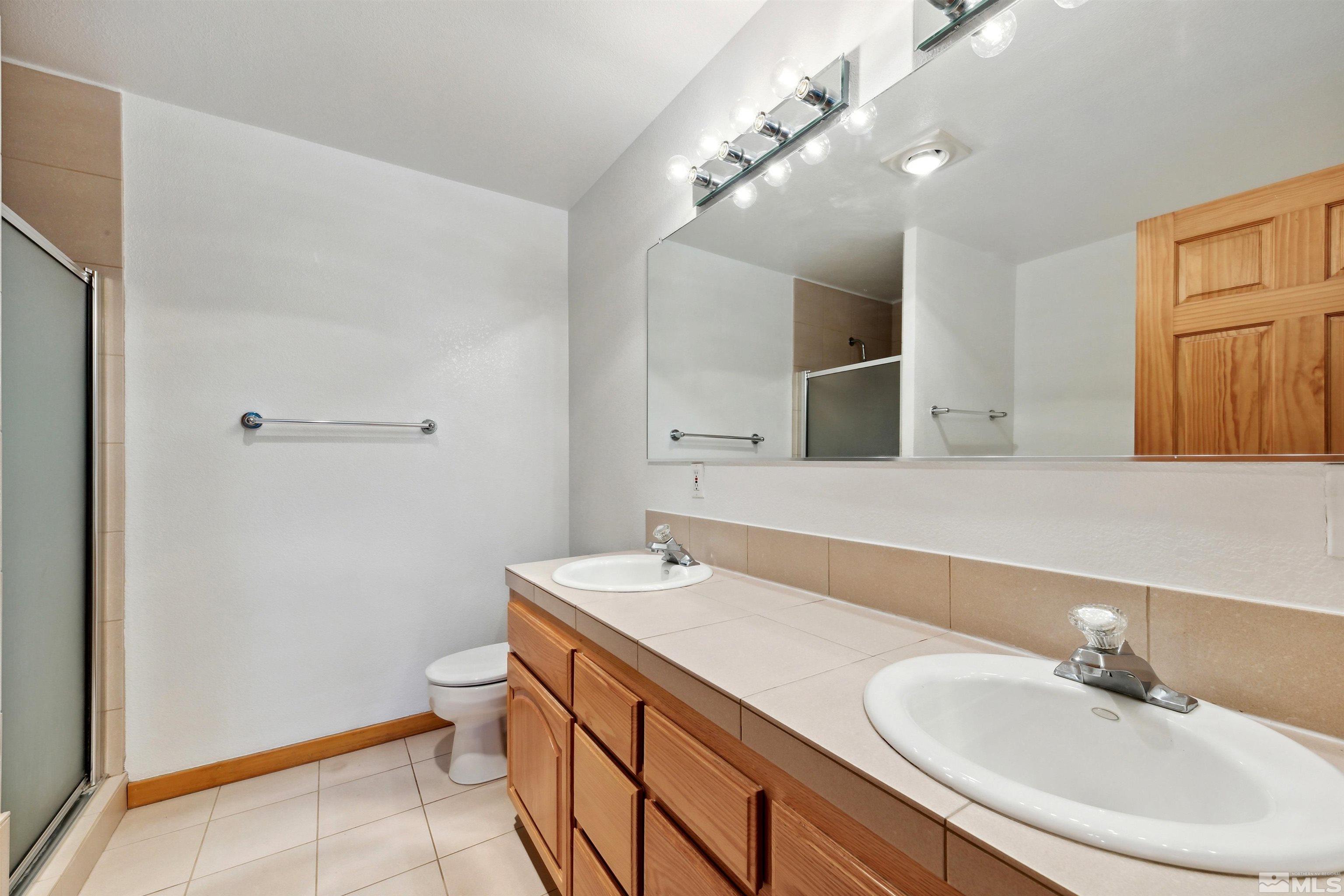 733 Cayuga Property Photo 15