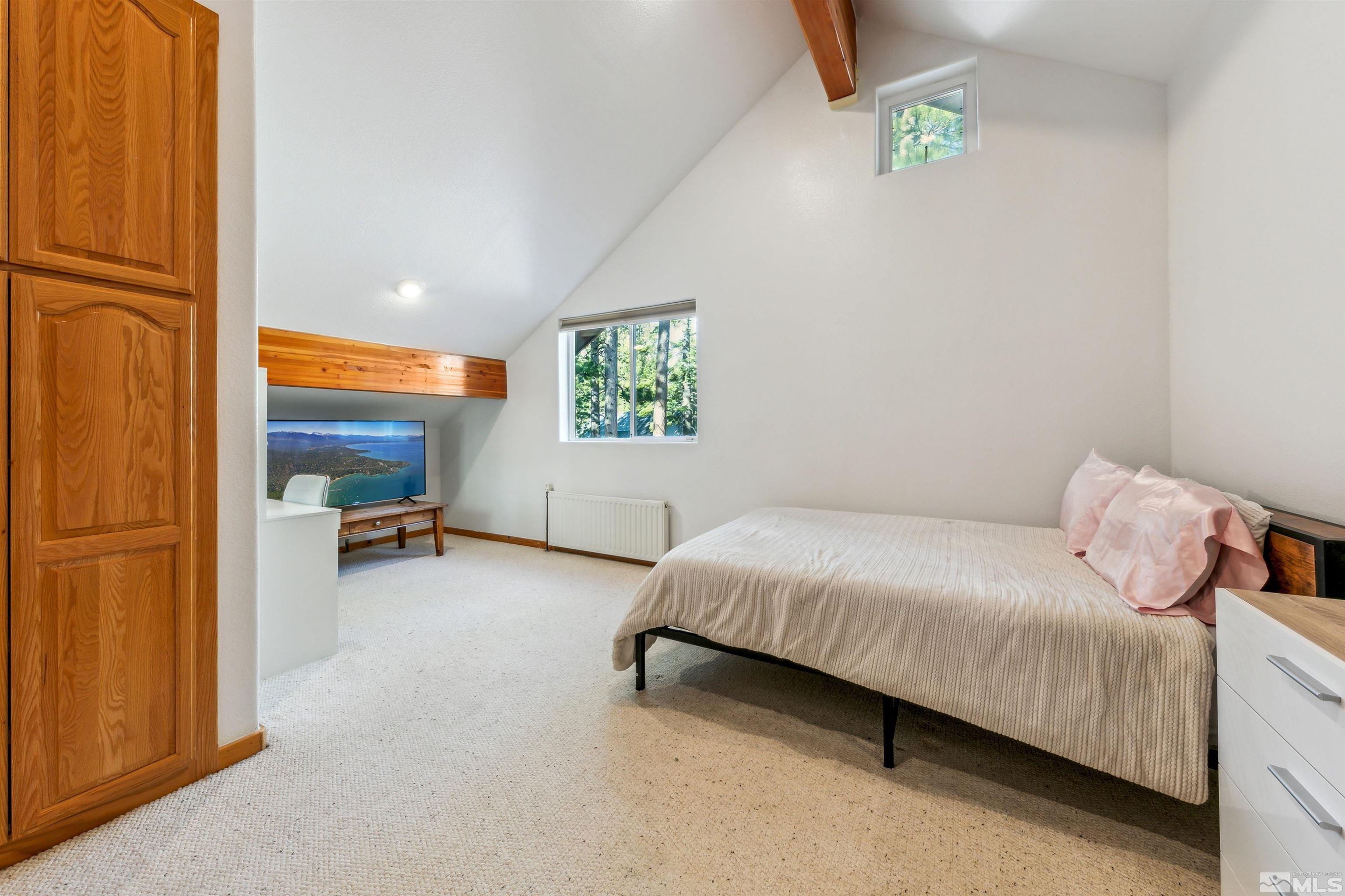 733 Cayuga Property Photo 22