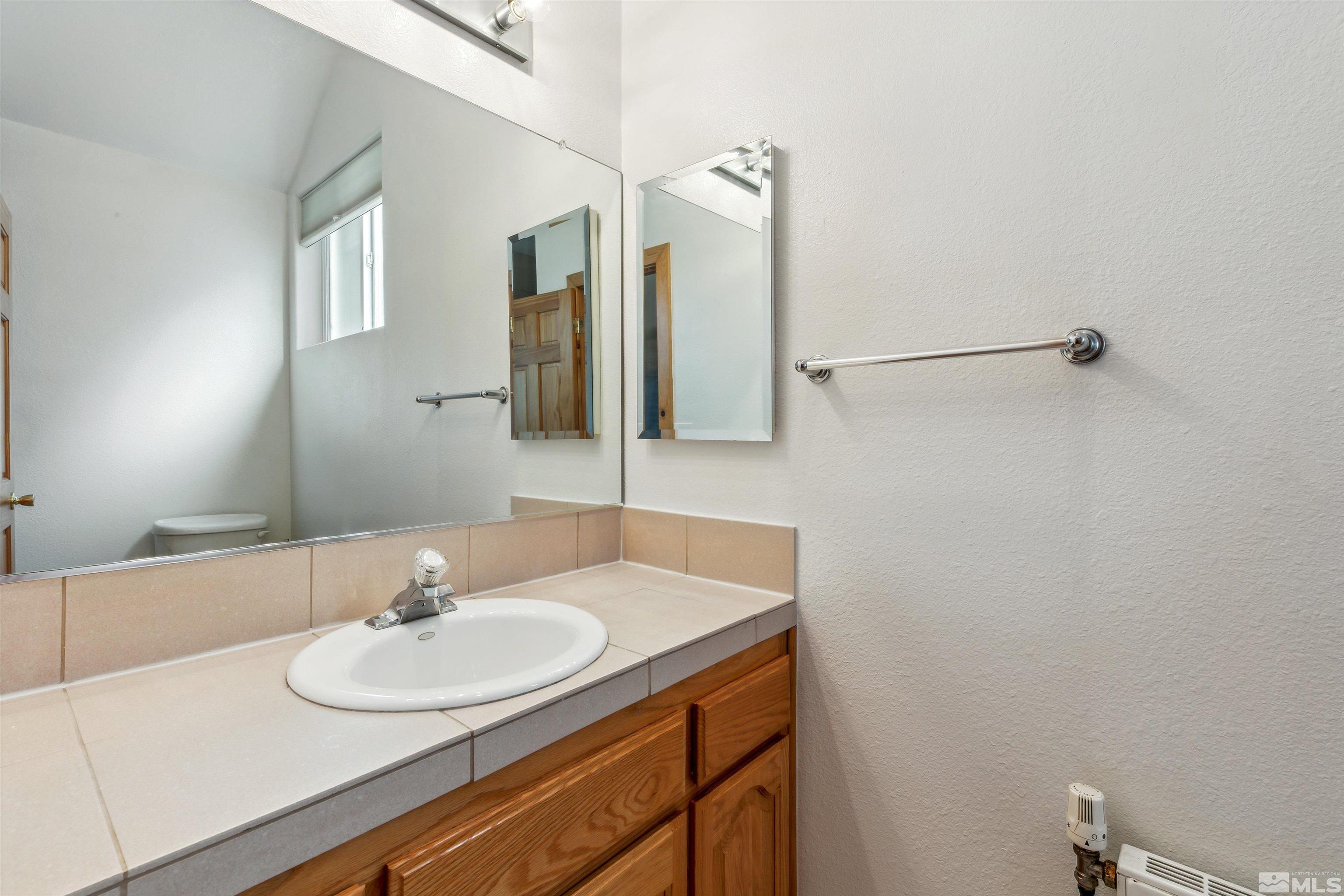733 Cayuga Property Photo 23