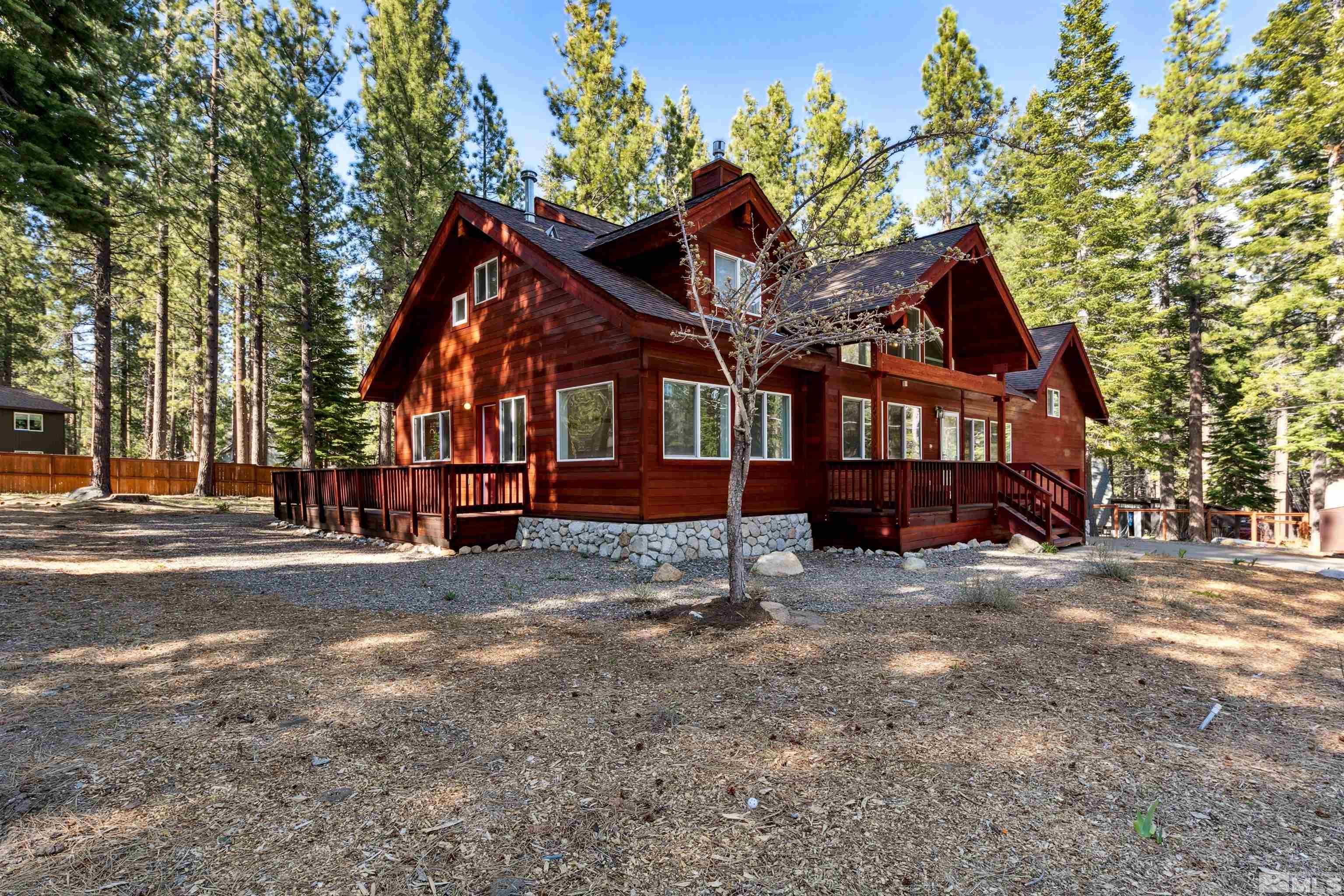 733 Cayuga Property Photo 32