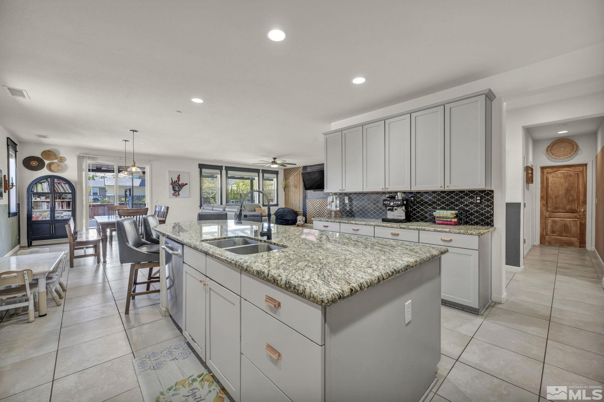 2923 Brachetto Loop Property Photo 6