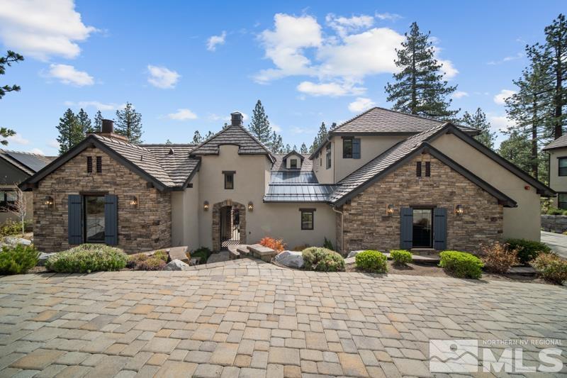 5024 Bordeaux Court Property Photo 1
