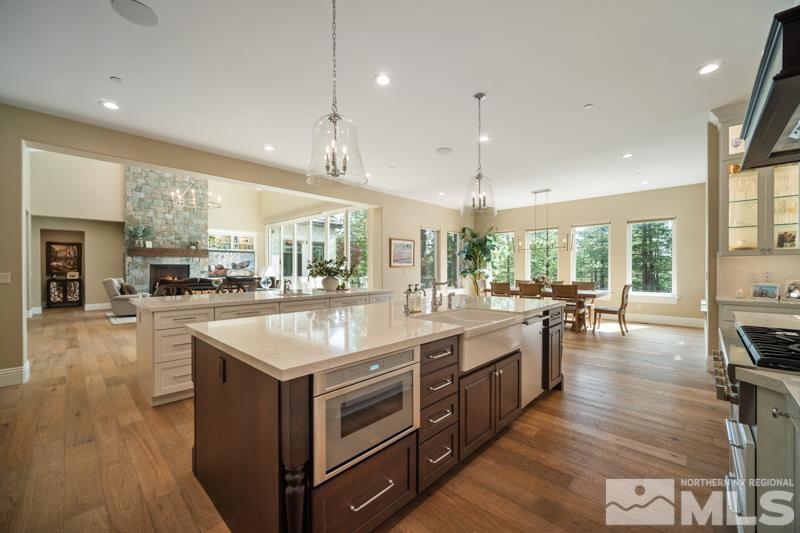 5024 Bordeaux Court Property Photo 9