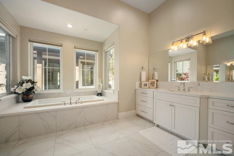 5024 Bordeaux Court Property Photo 20