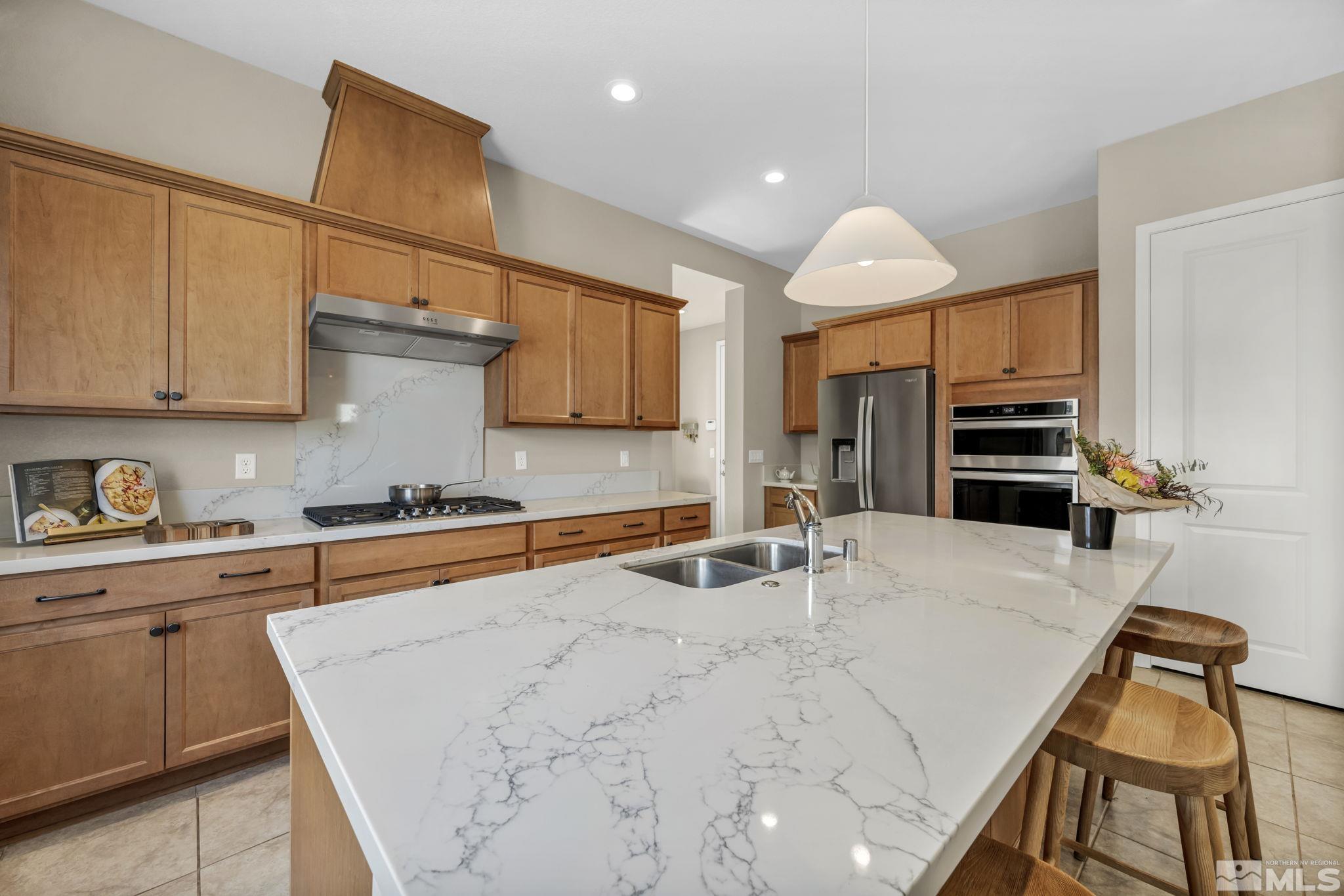 9302 Mayfair Way Property Photo