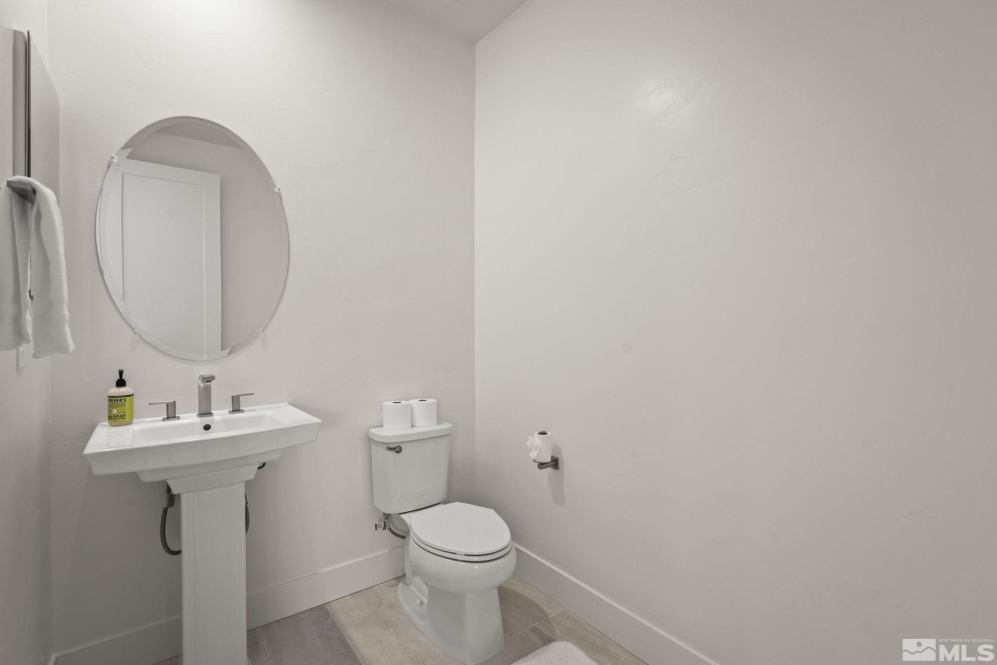 1537 Golf Club Drive Property Photo 28