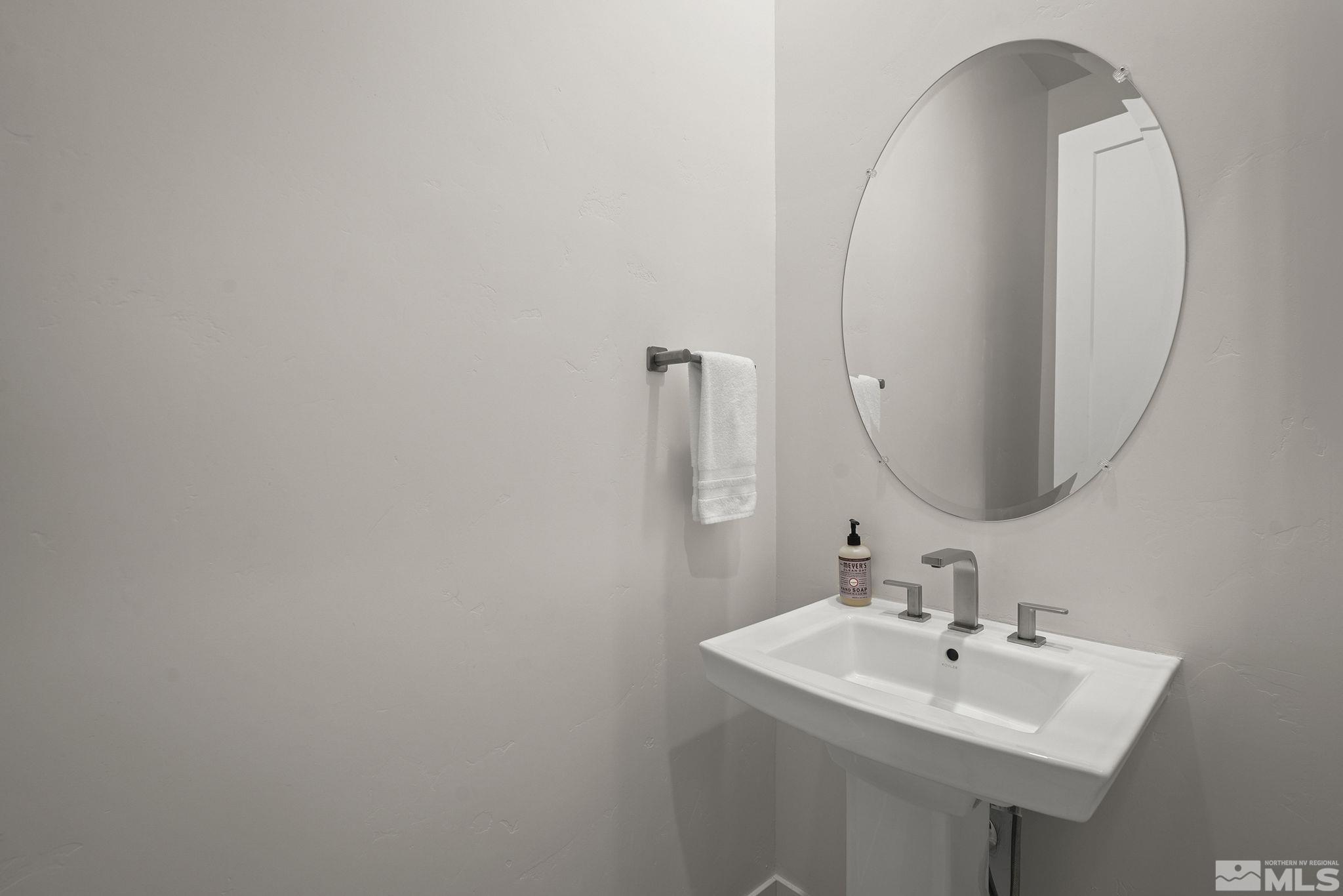 1537 Golf Club Drive Property Photo 29