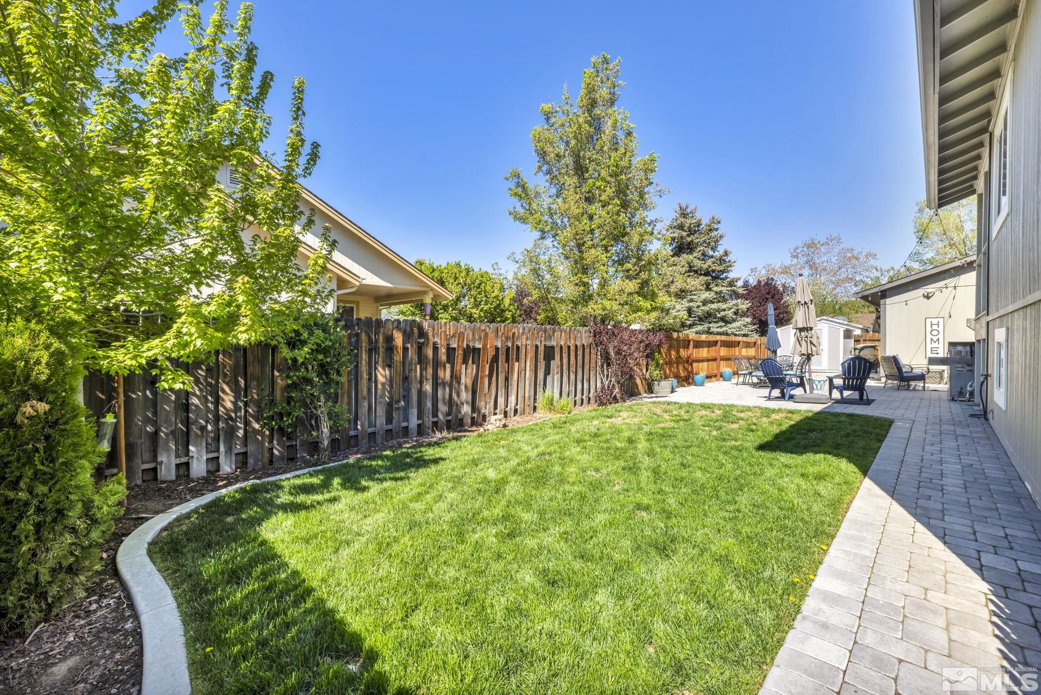 1674 Mackland Avenue Property Photo 9