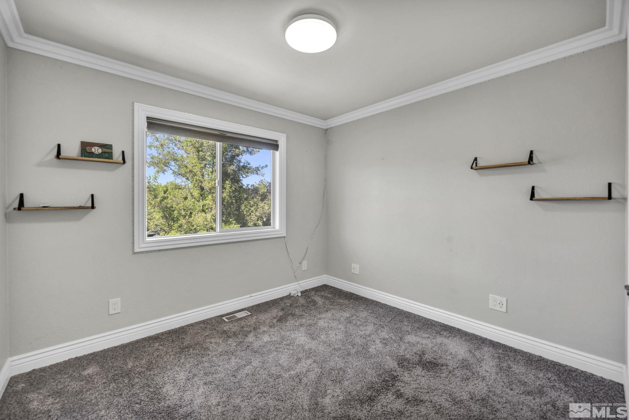 1674 Mackland Avenue Property Photo 16