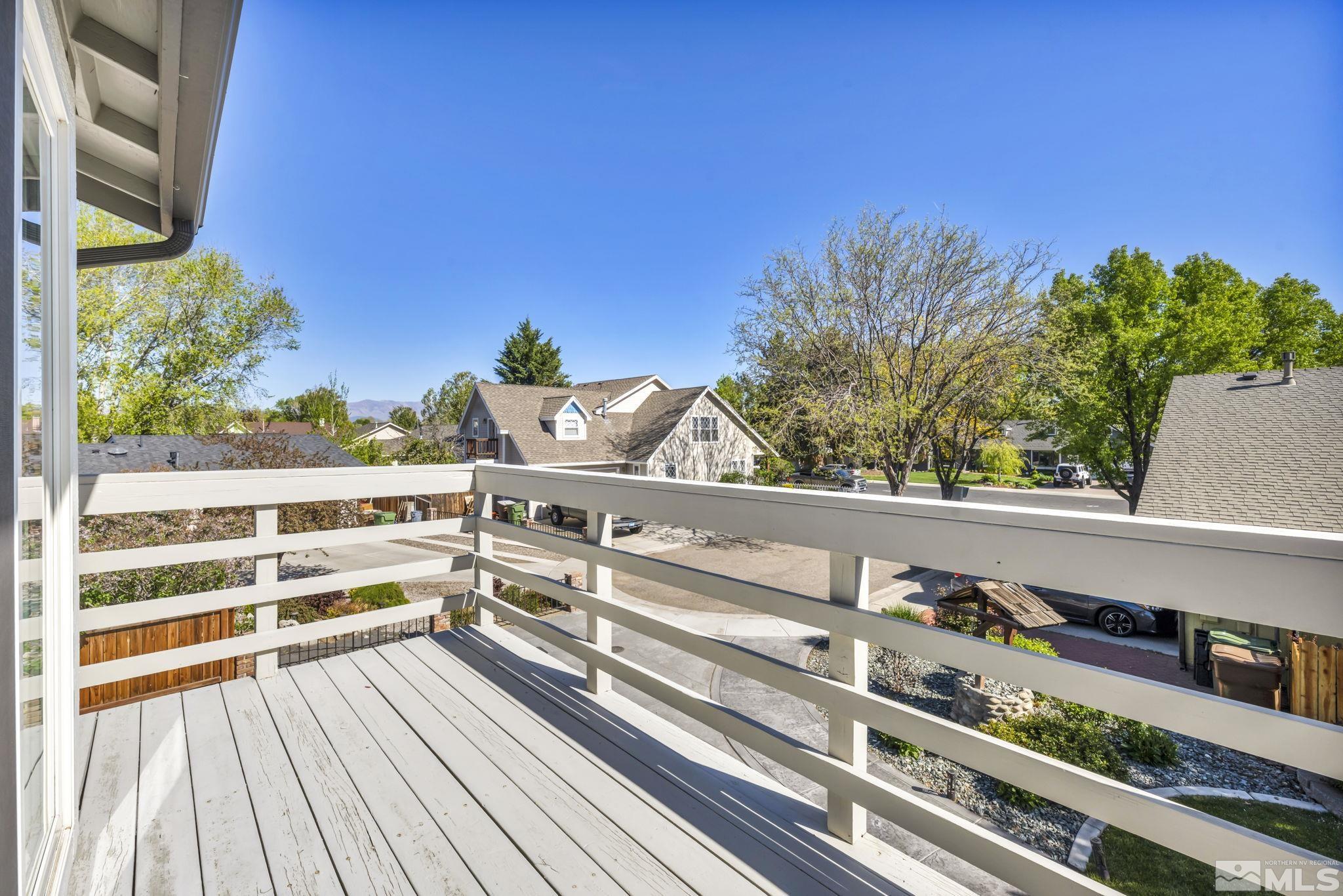 1674 Mackland Avenue Property Photo 34