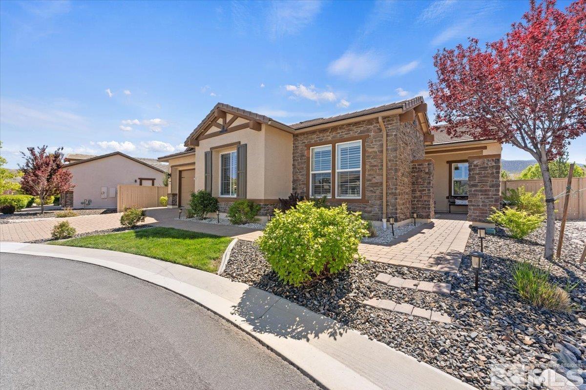 2200 Trakehner Ln Property Photo