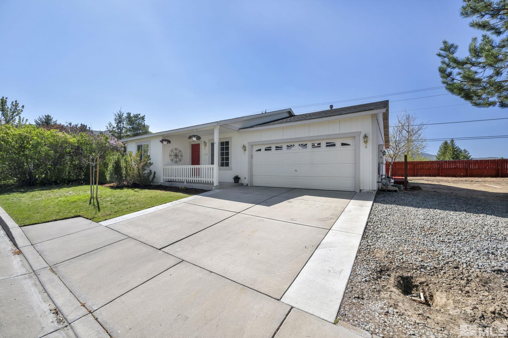 17298 Bear Lake Dr Property Photo