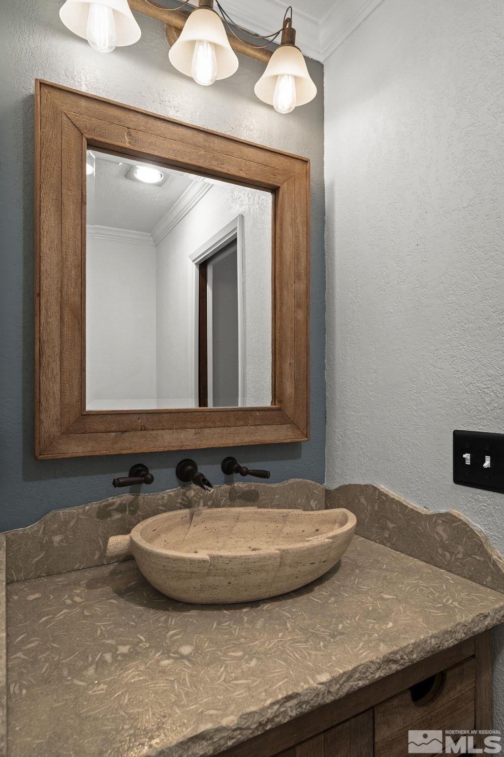 930 Spanish Springs Rd Property Photo 24