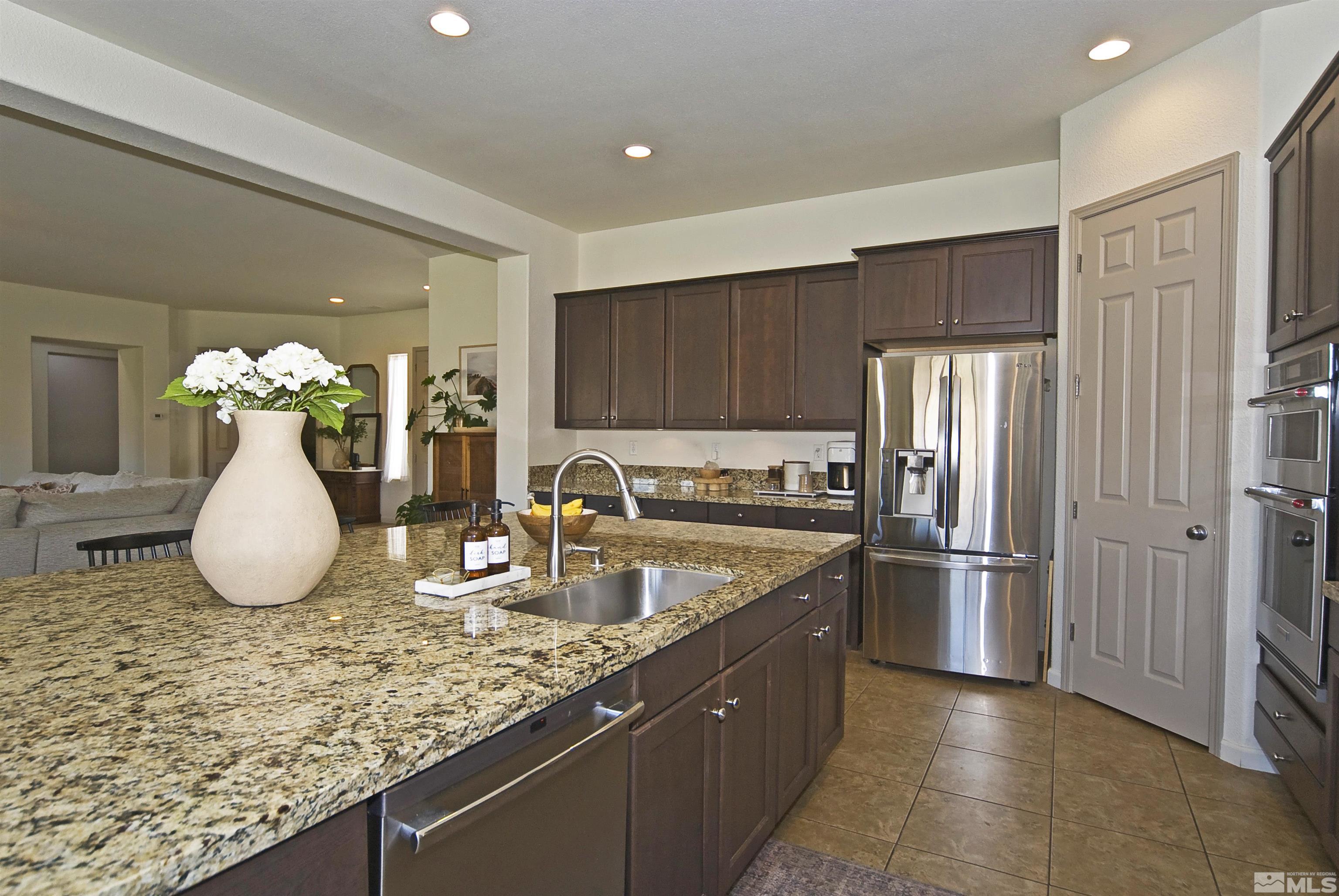 145 Horizon Ridge Property Photo 12