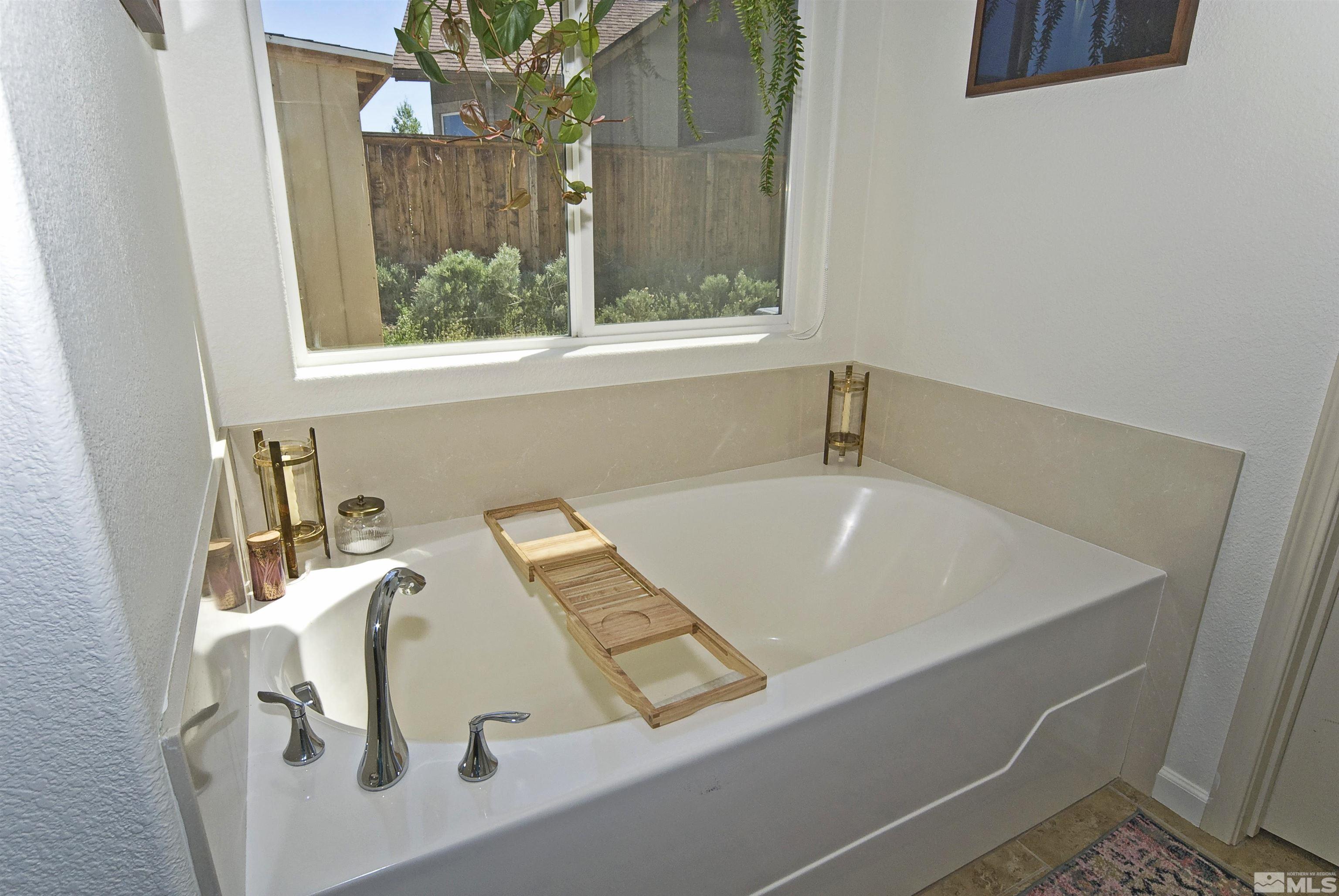 145 Horizon Ridge Property Photo 18