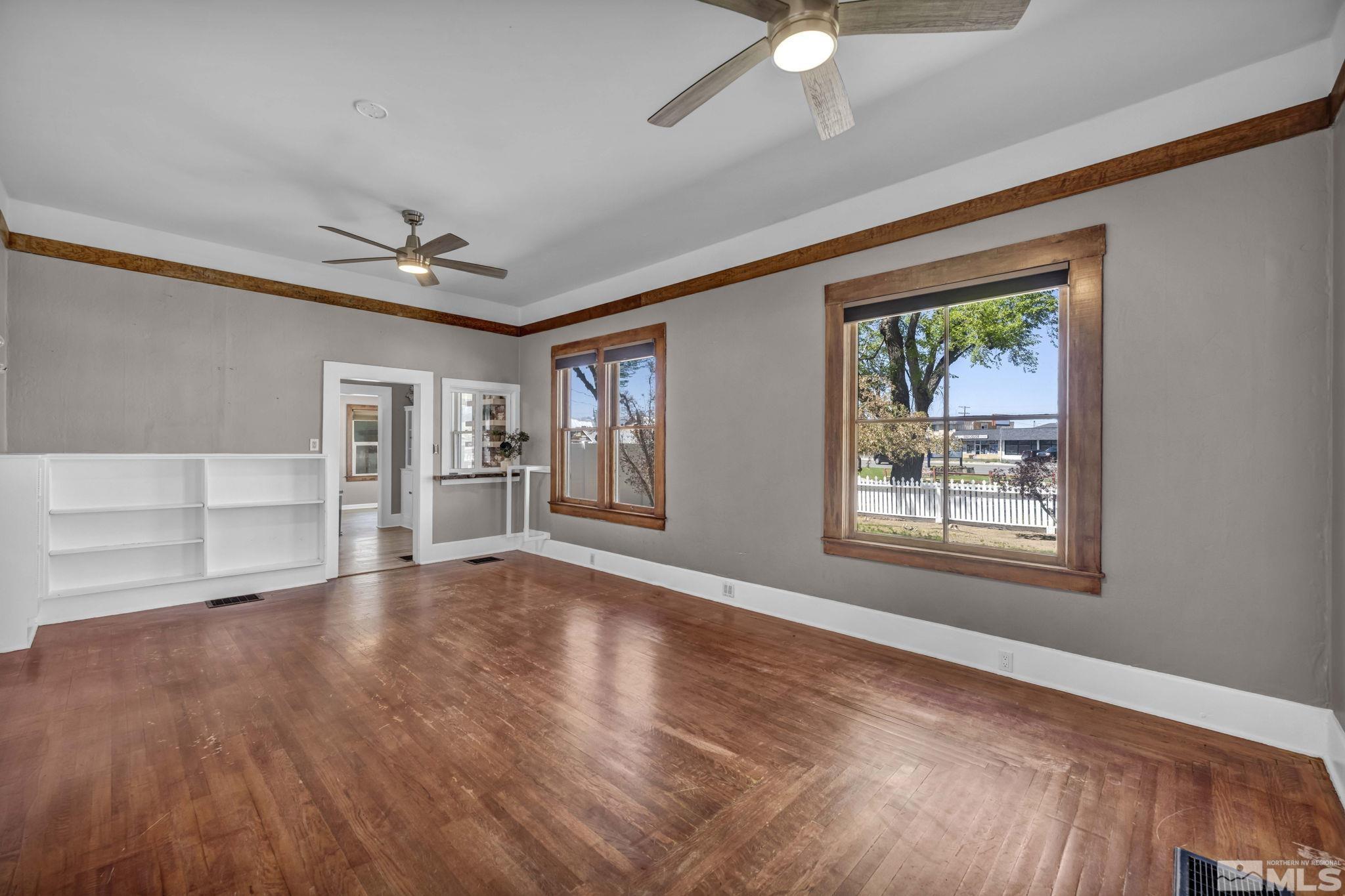1558 First Street Property Photo 6
