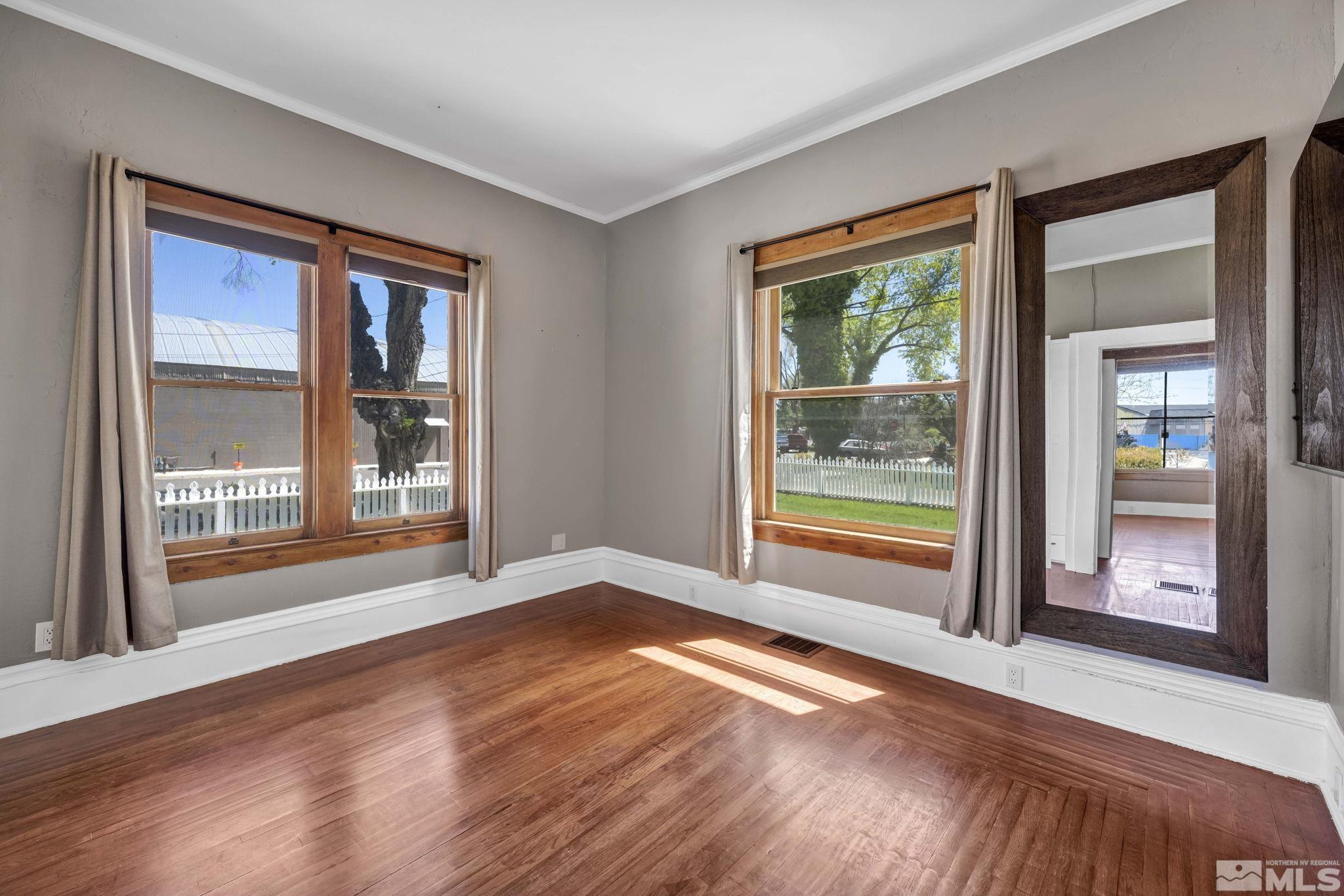1558 First Street Property Photo 7