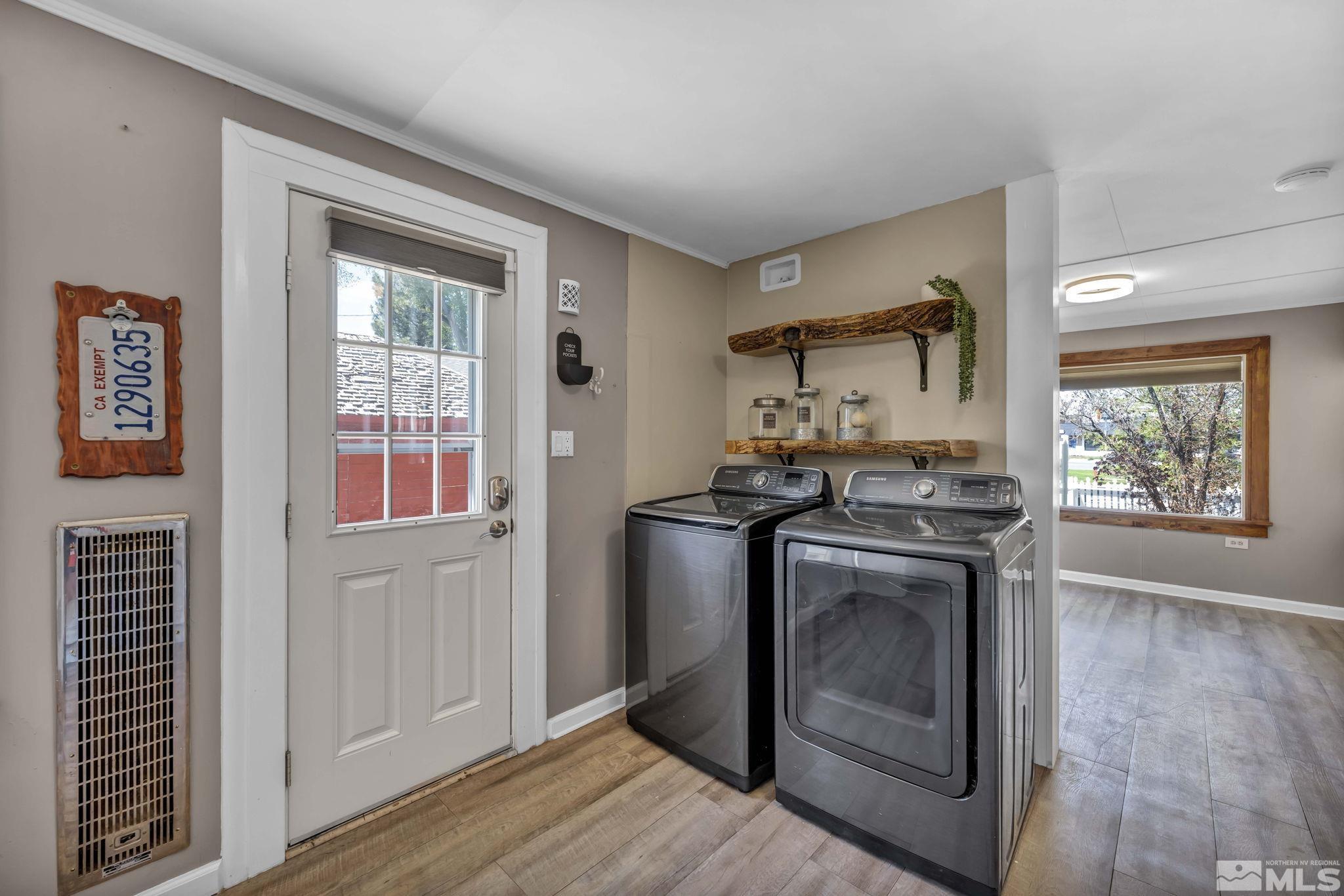 1558 First Street Property Photo 25